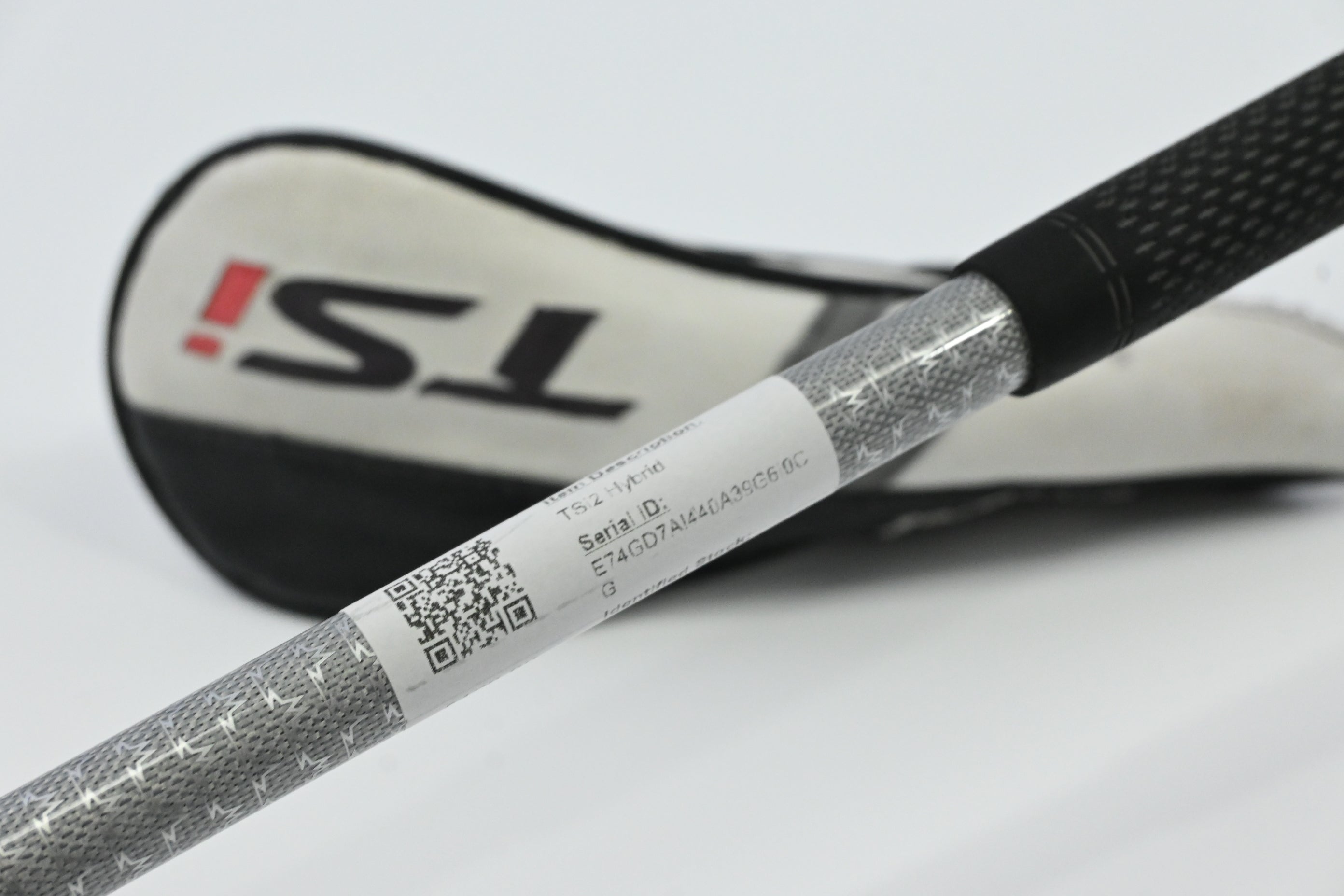 Titleist TSi2 #3 Hybrid / 18 Degree / Stiff Flex Tensei AV Raw Blue 65 Shaft