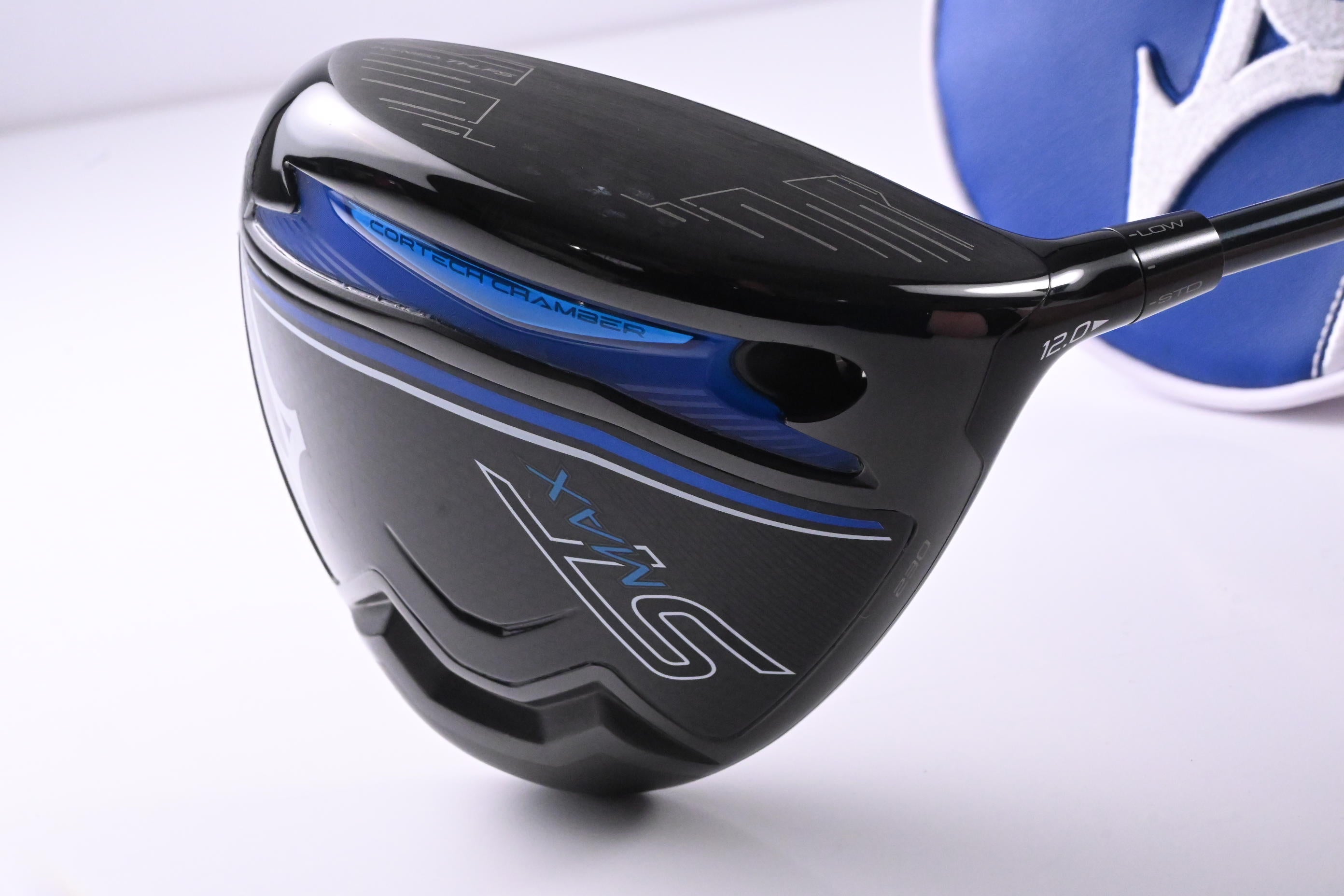 Mizuno ST-Max 230 Driver / 12 Degree / Regular Flex UST LinQ Red 5 M40X Shaft