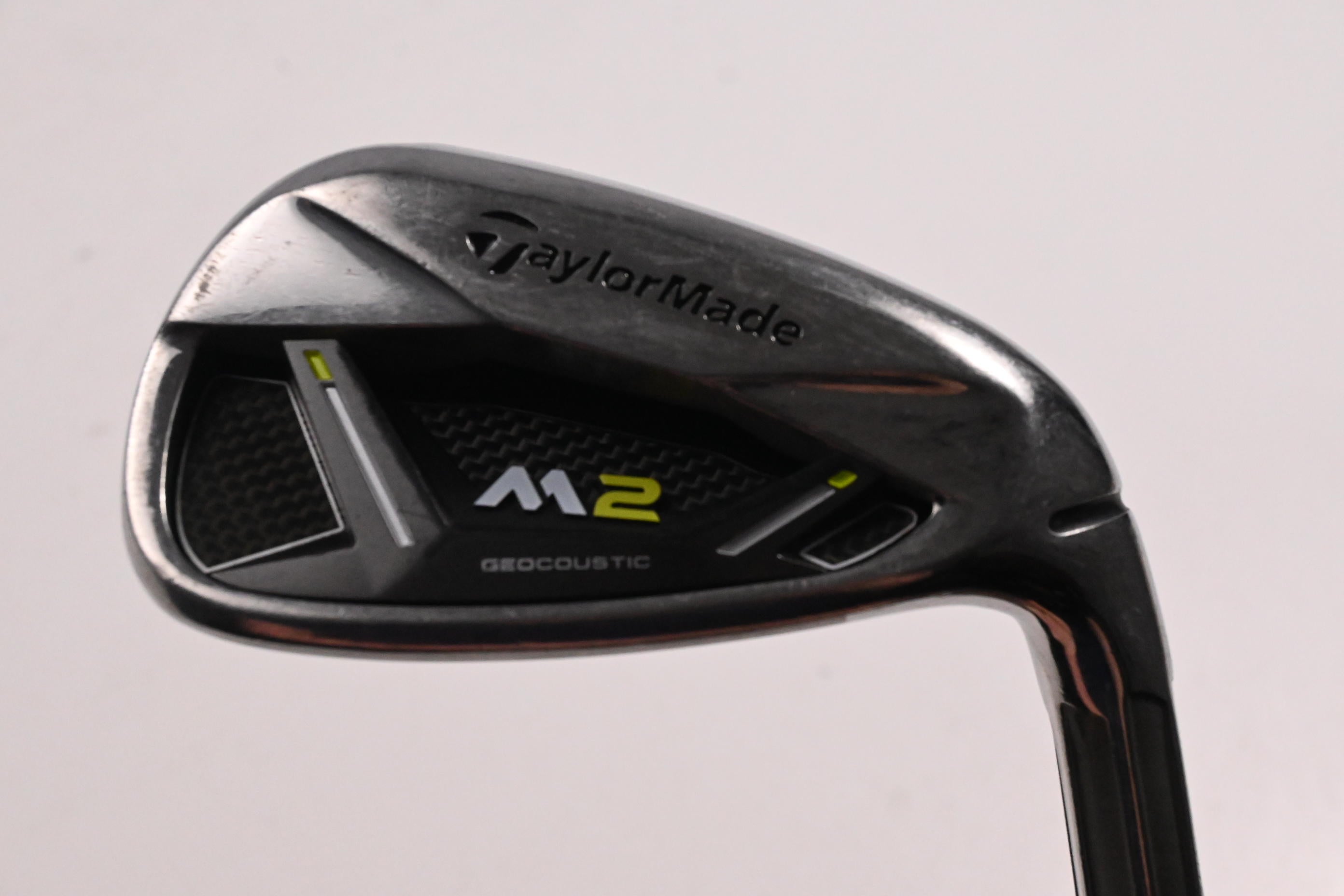 Taylormade M2 2017 Pitching Wedge / 44 Degree / Regular Flex REAX Steel 88 Shaft