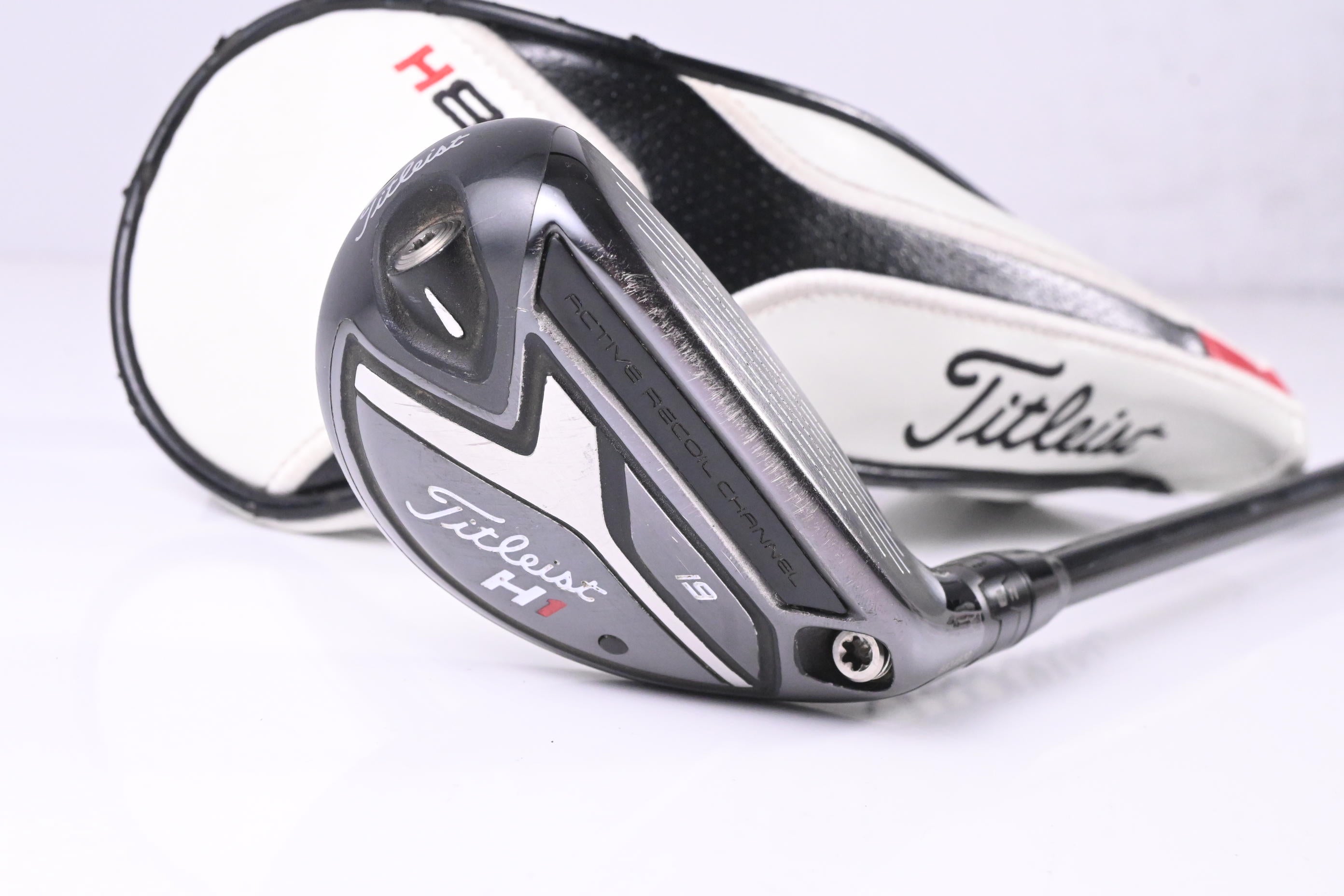 Titleist 818 H1 #3 Hybrid / 19 Degree / Stiff Flex Tensei CK Blue 80 Shaft