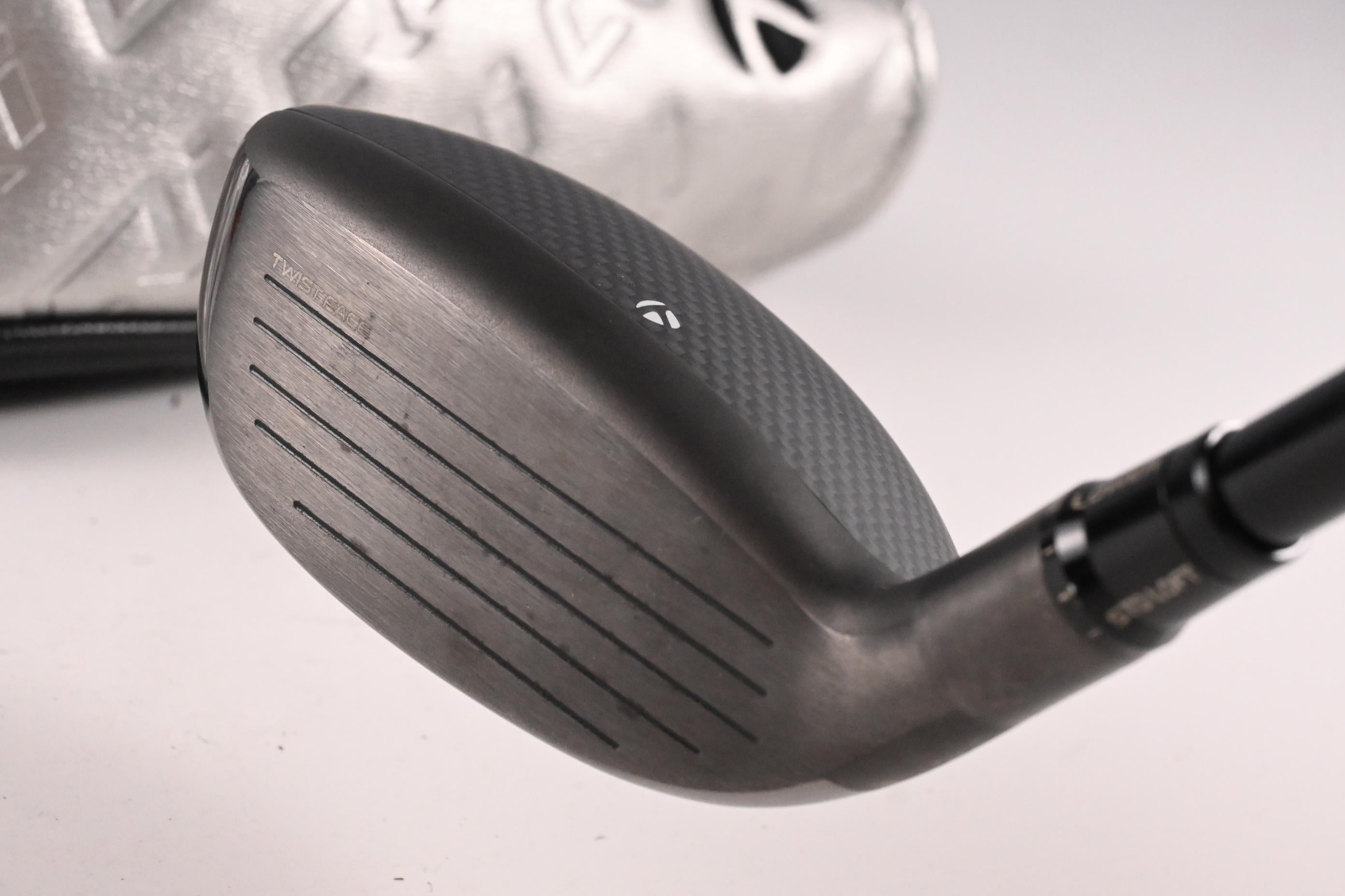 Taylormade Qi35 #3 Hybrid / 19 Degree / Stiff Flex Kai'li Red 85 Shaft