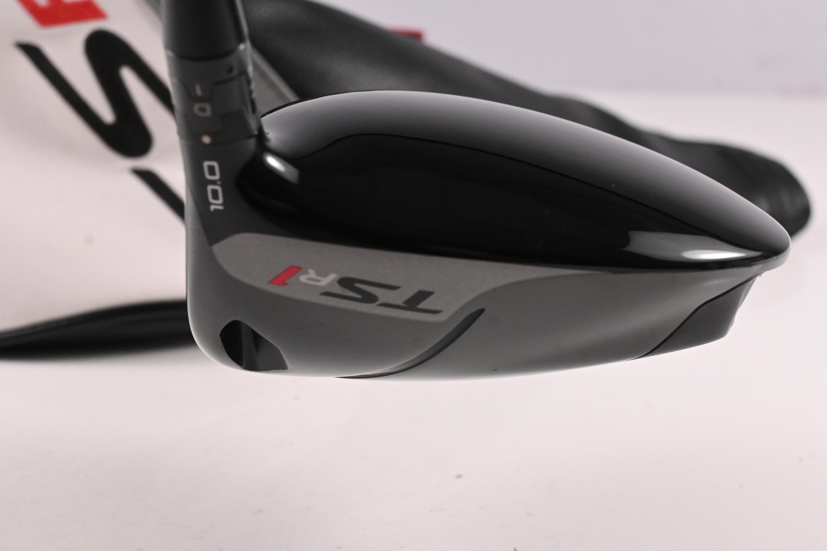 Titleist TSR1 Driver / 10 Degree / Regular Flex HZRDUS Smoke Black 60 Shaft