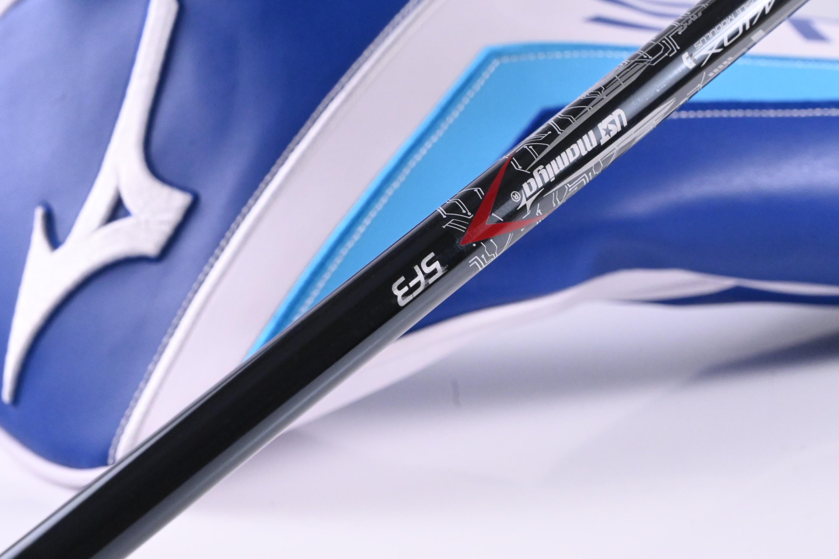Mizuno ST-Max 230 Driver / 12 Degree / Regular Flex UST LinQ Red 5 M40X Shaft