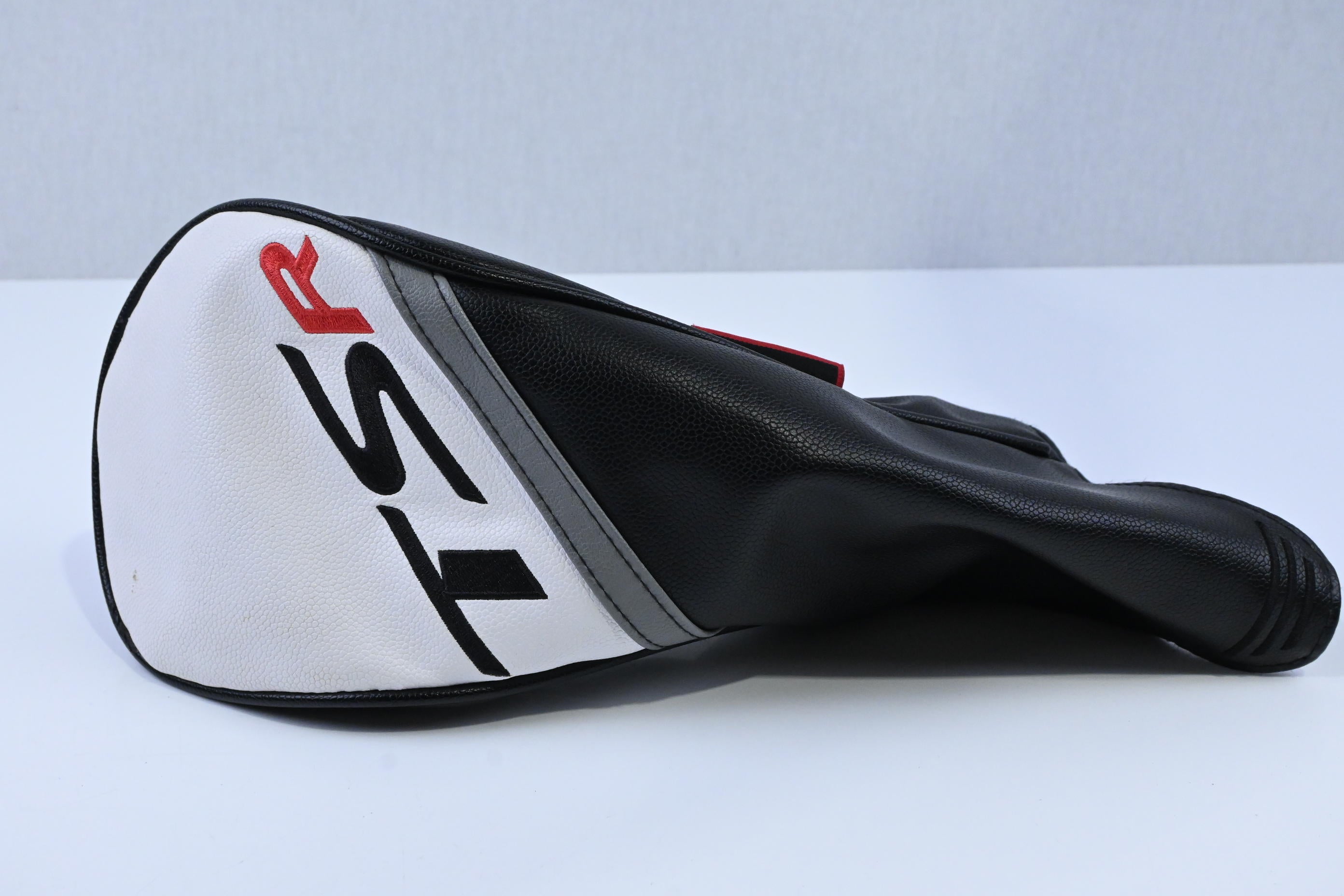 Titleist TSR1 Driver / 10 Degree / Stiff Flex Diamana S+ 62 Shaft