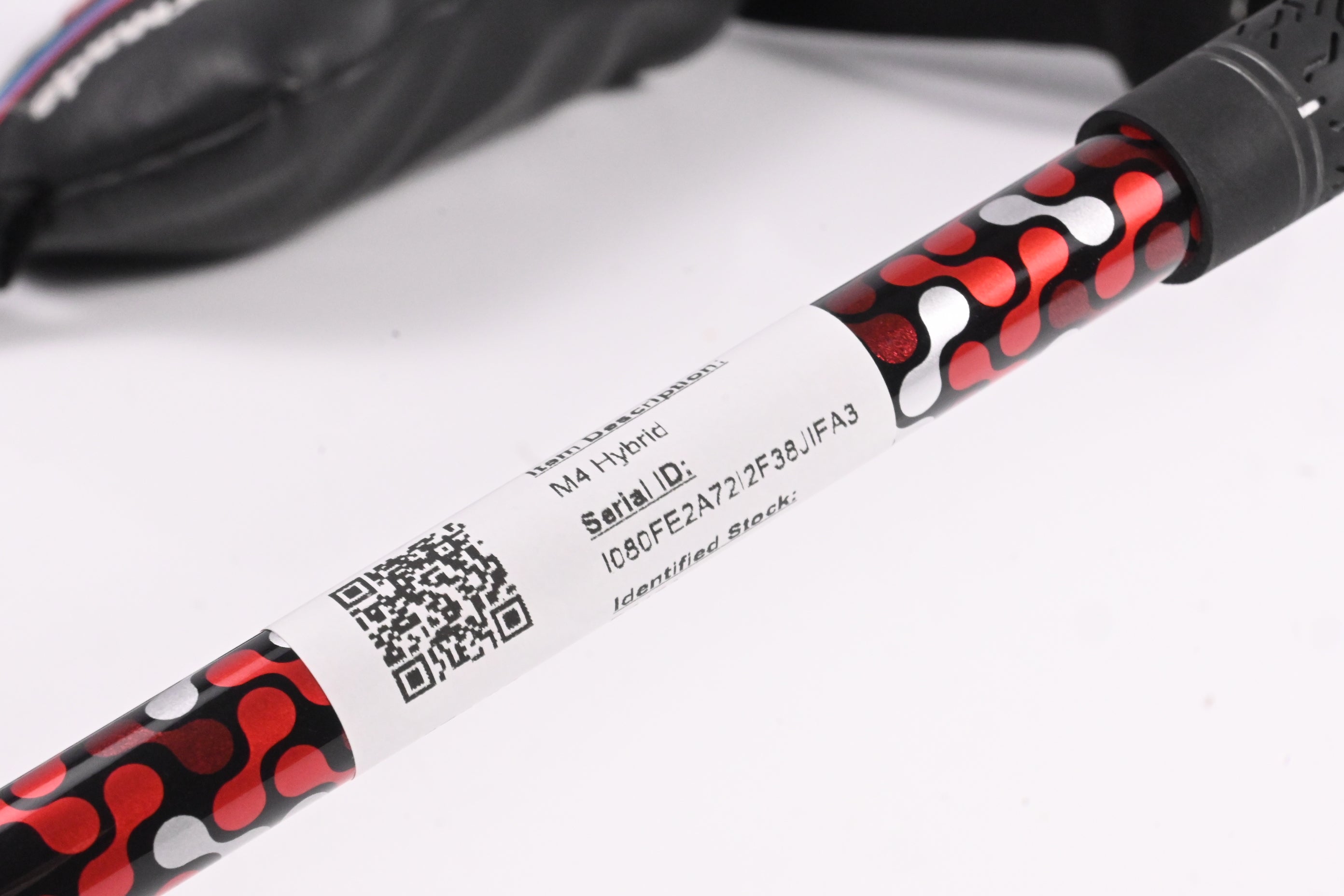 Left Hand Taylormade M4 #4 Hybrid / 22 Degree / Regular Flex Fujikura Atmos Red