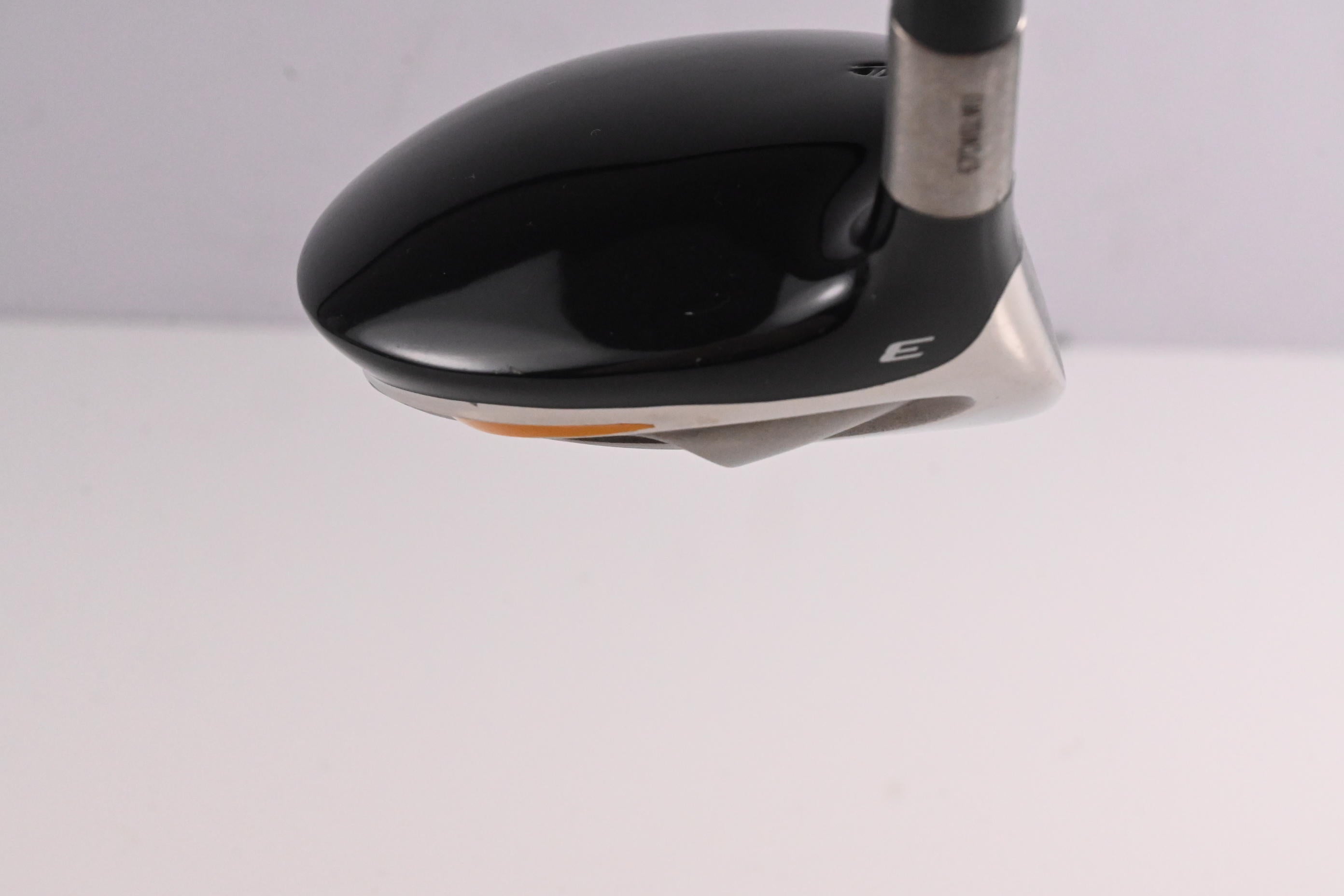 Left Hand Taylormade R7 Ti #3 Wood / 15 Degree / Stiff Flex REAX 60 Shaft