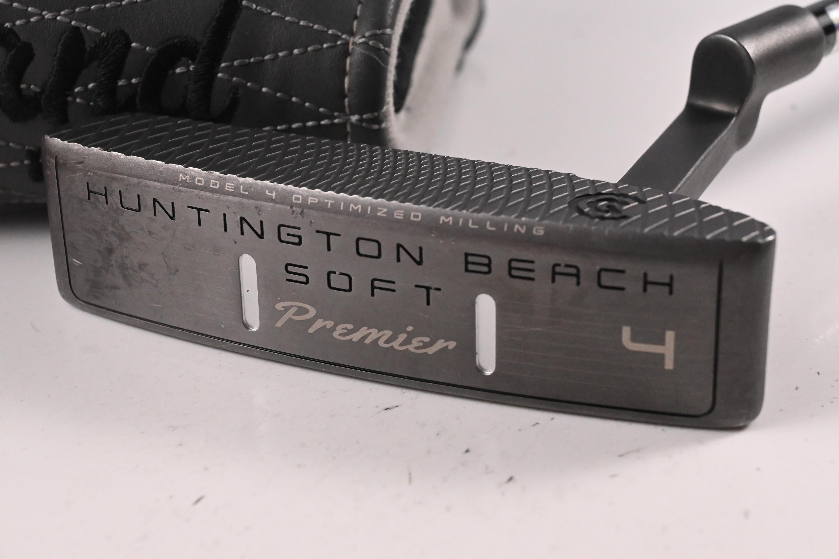 Cleveland Huntington Beach Soft Premier Putter / 33 Inch