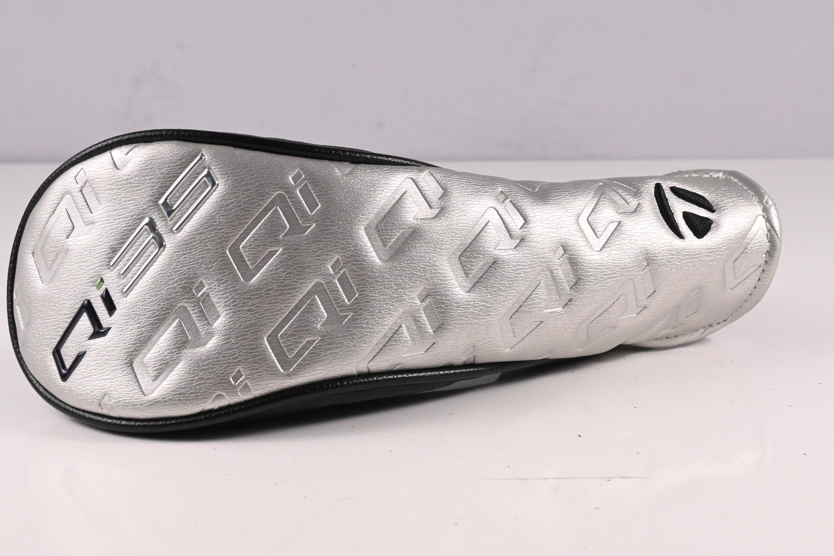 Taylormade Qi35 #3 Hybrid / 19 Degree / Stiff Flex Kai'li Red 85 Shaft