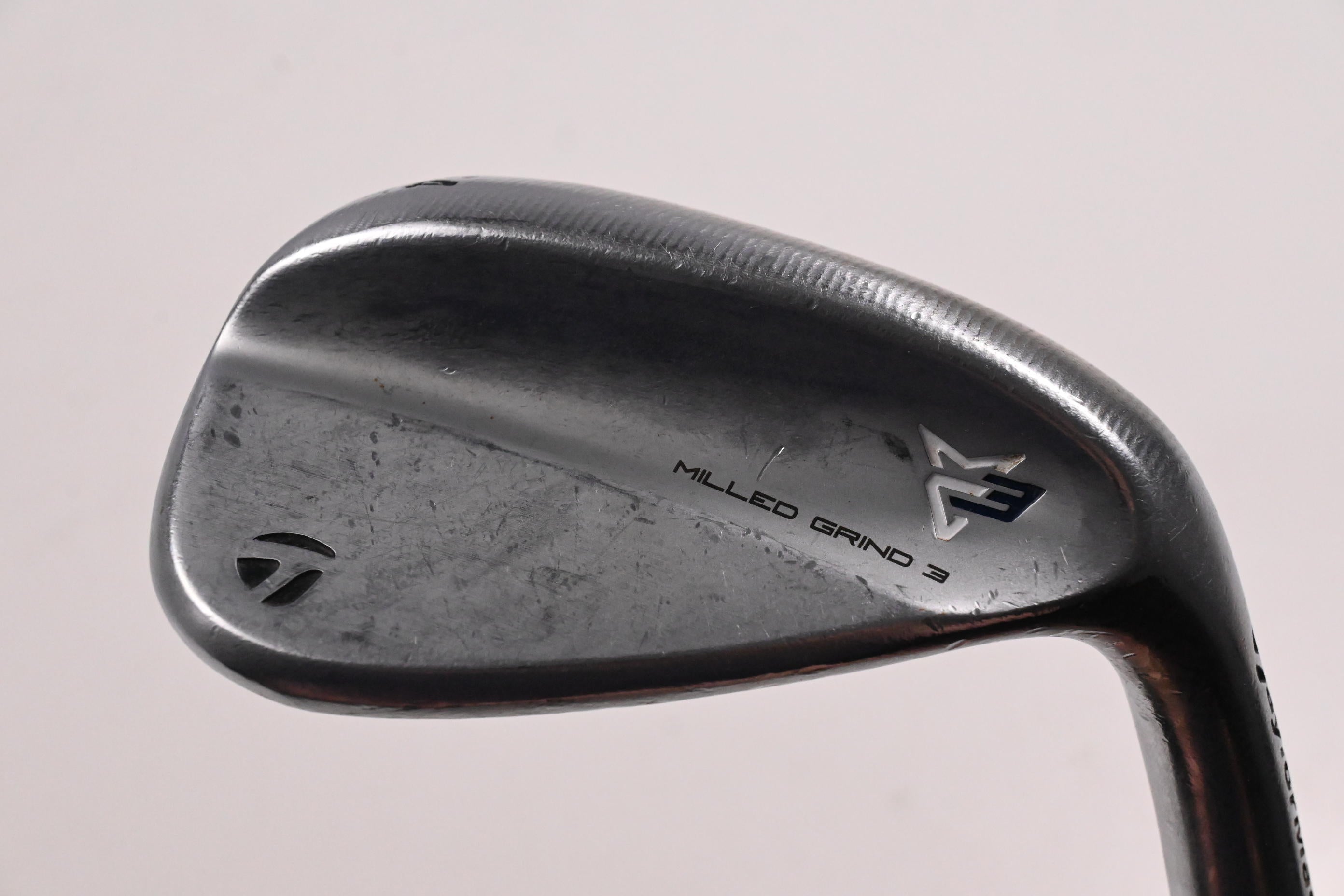 Taylormade Milled Grind 3 Sand Wedge / 54 Degree / X-Flex Dynamic Gold 105 X100