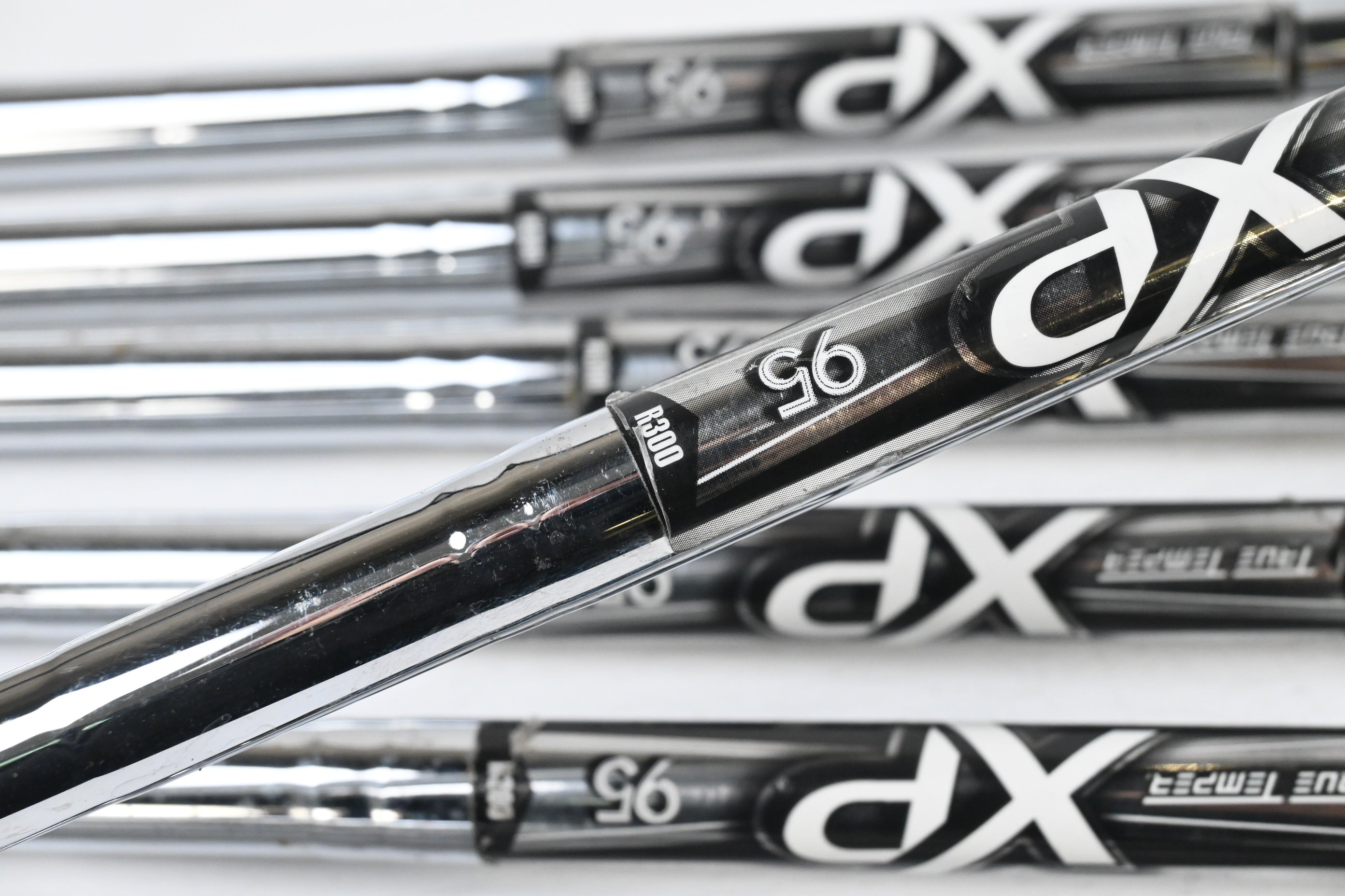 Mizuno JPX EZ 2016 Irons / 5-PW+SW / Regular Flex XP 95 R300 Shafts