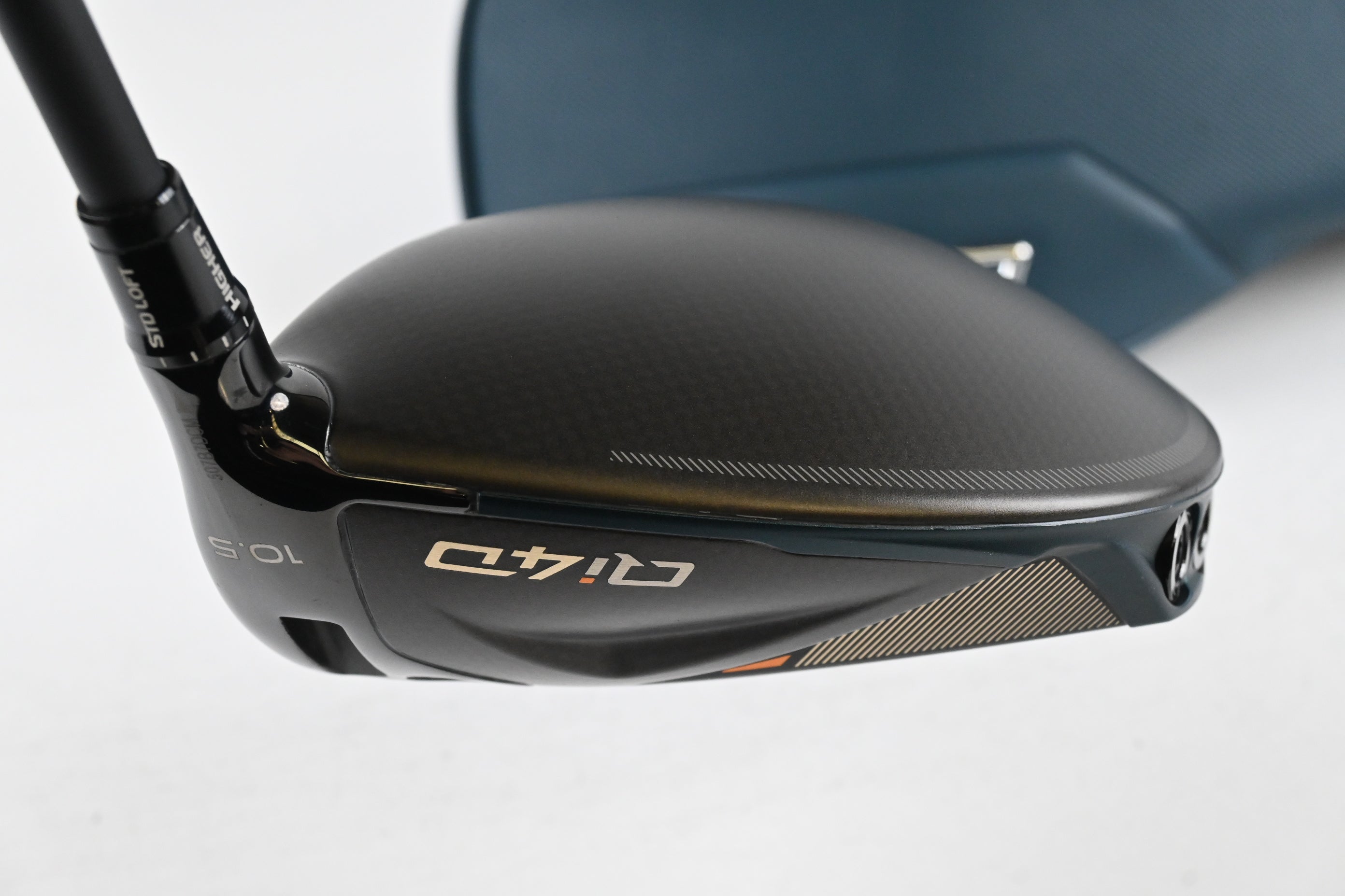 Taylormade Qi4D Driver / 10.5 Degree / Regular Flex REAX Blue 50 Shaft