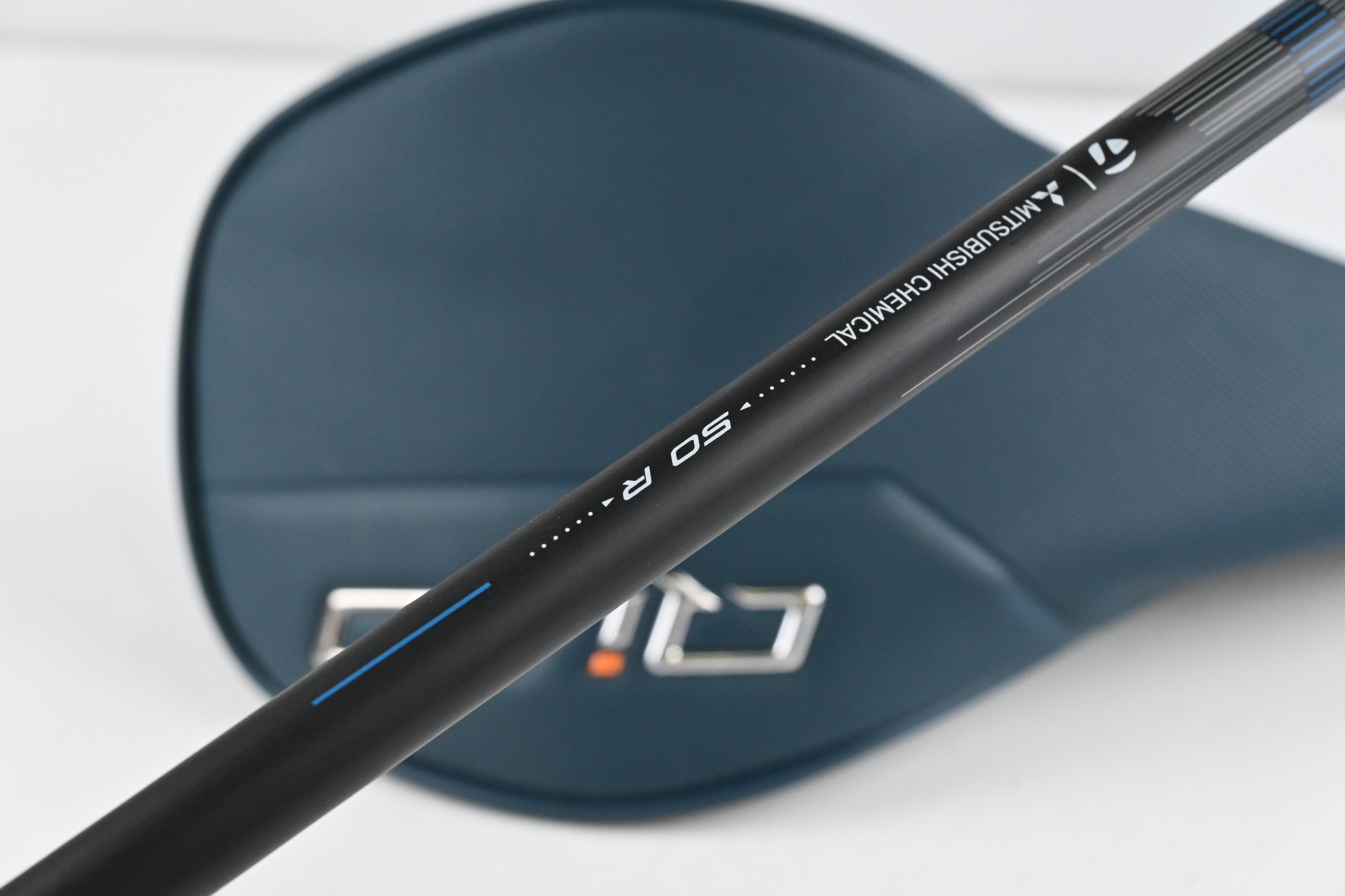 Taylormade Qi4D Driver / 10.5 Degree / Regular Flex REAX Blue 50 Shaft