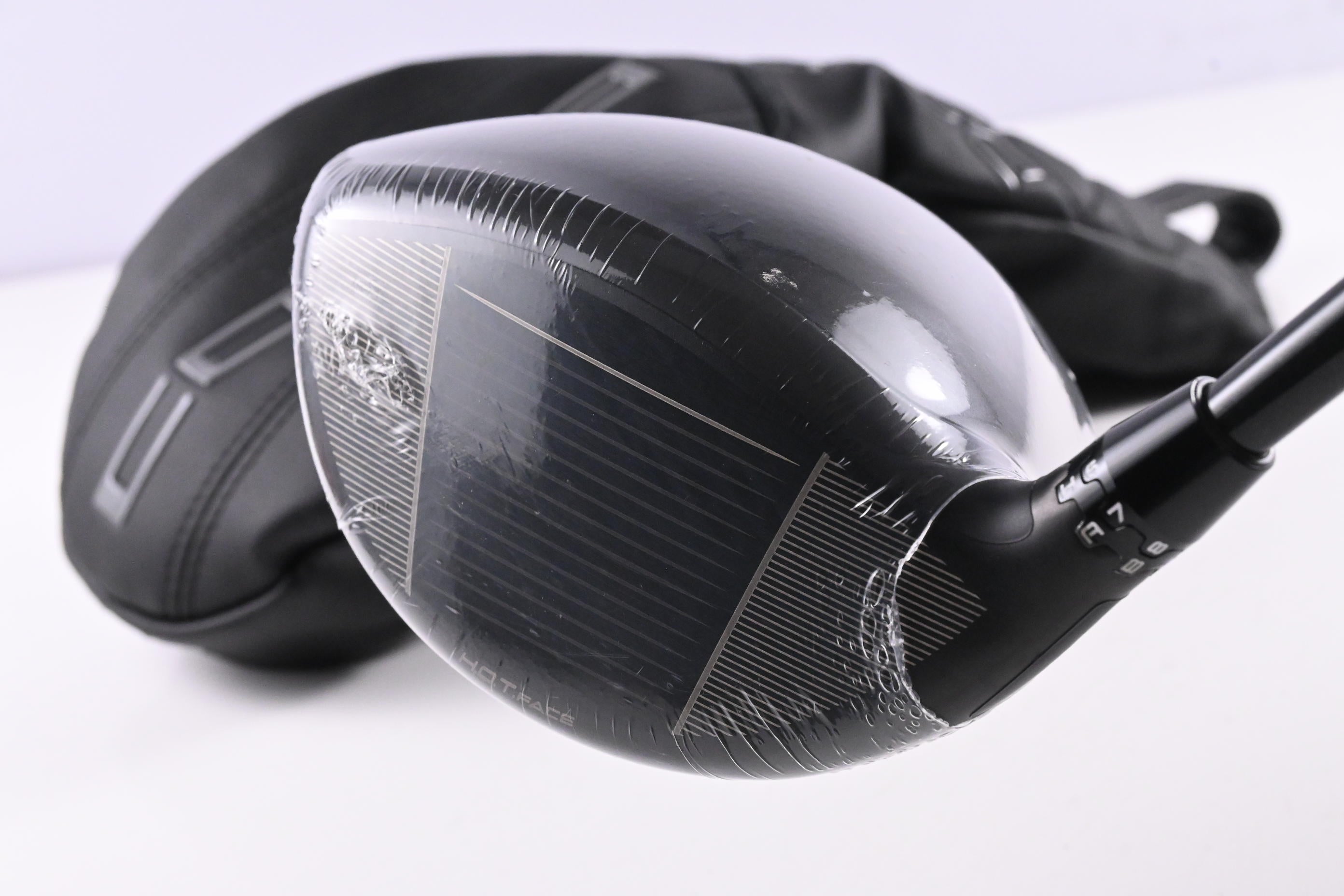 Cobra DS-Adapt LS Driver / 10.5 Degree / X-Flex Denali Black 60 Shaft