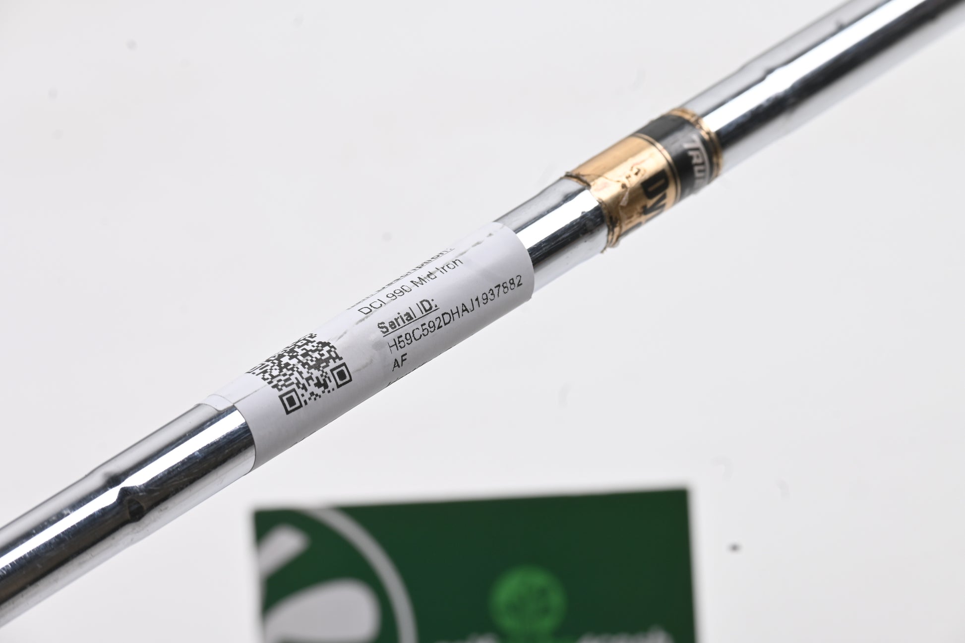 Titleist DCI 990 #6 Iron / 32 Degree / Regular Flex Dynamic Gold R300 Shaft