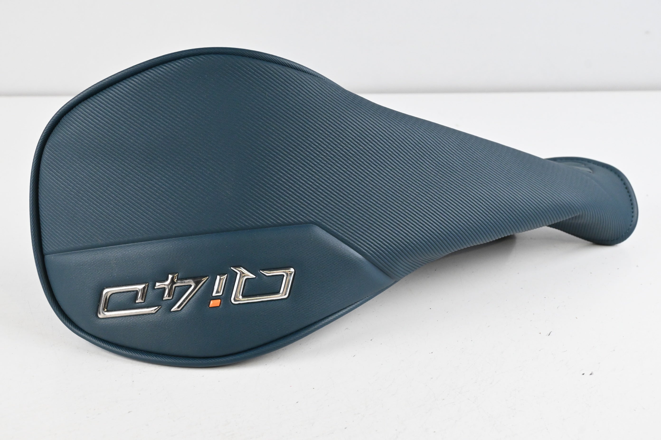 Taylormade Qi4D Driver / 10.5 Degree / Regular Flex REAX Blue 50 Shaft