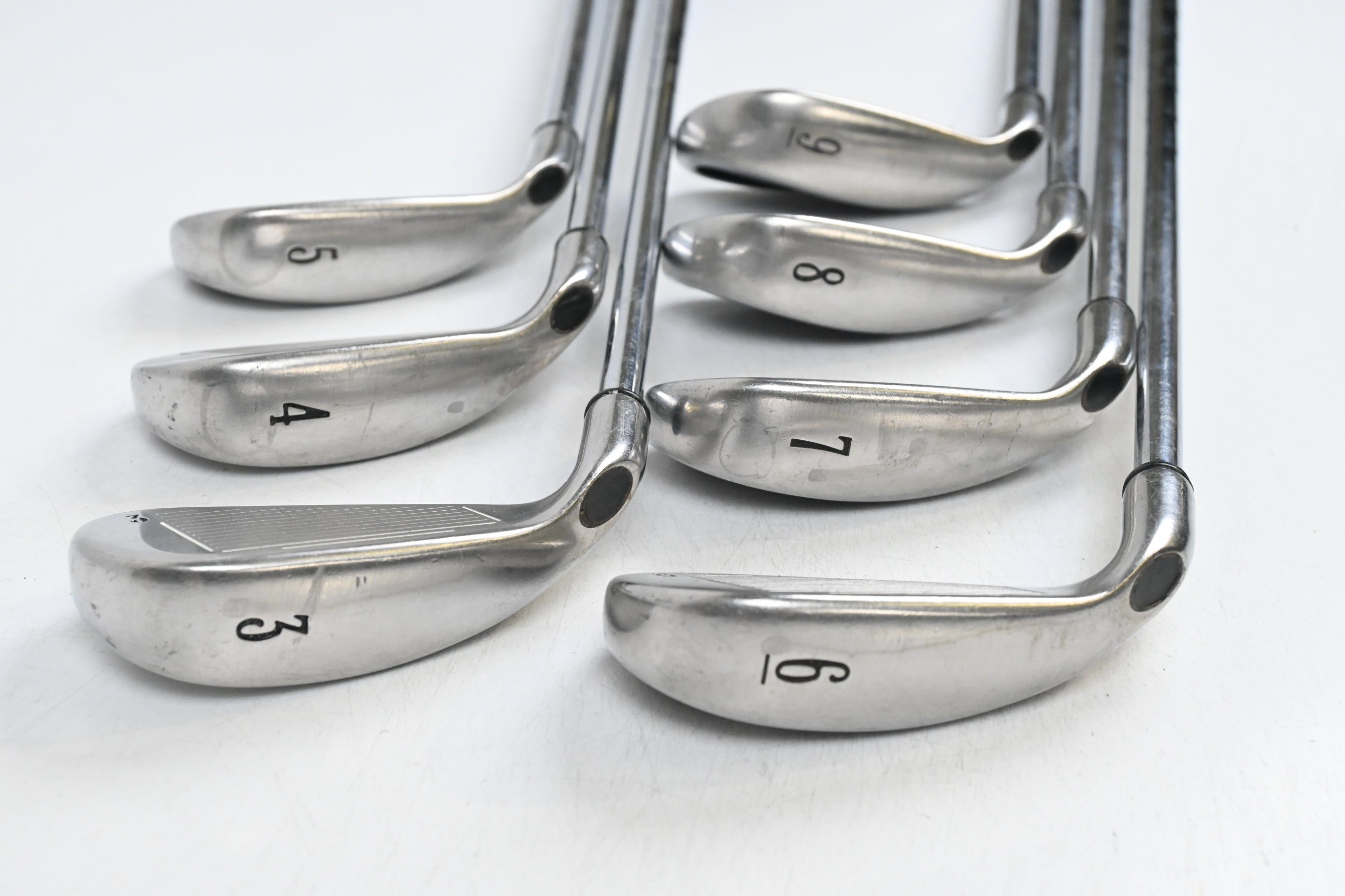 Callaway Big Bertha 2004 Irons / 3-9i / Uniflex Callaway Constant Weight Shafts