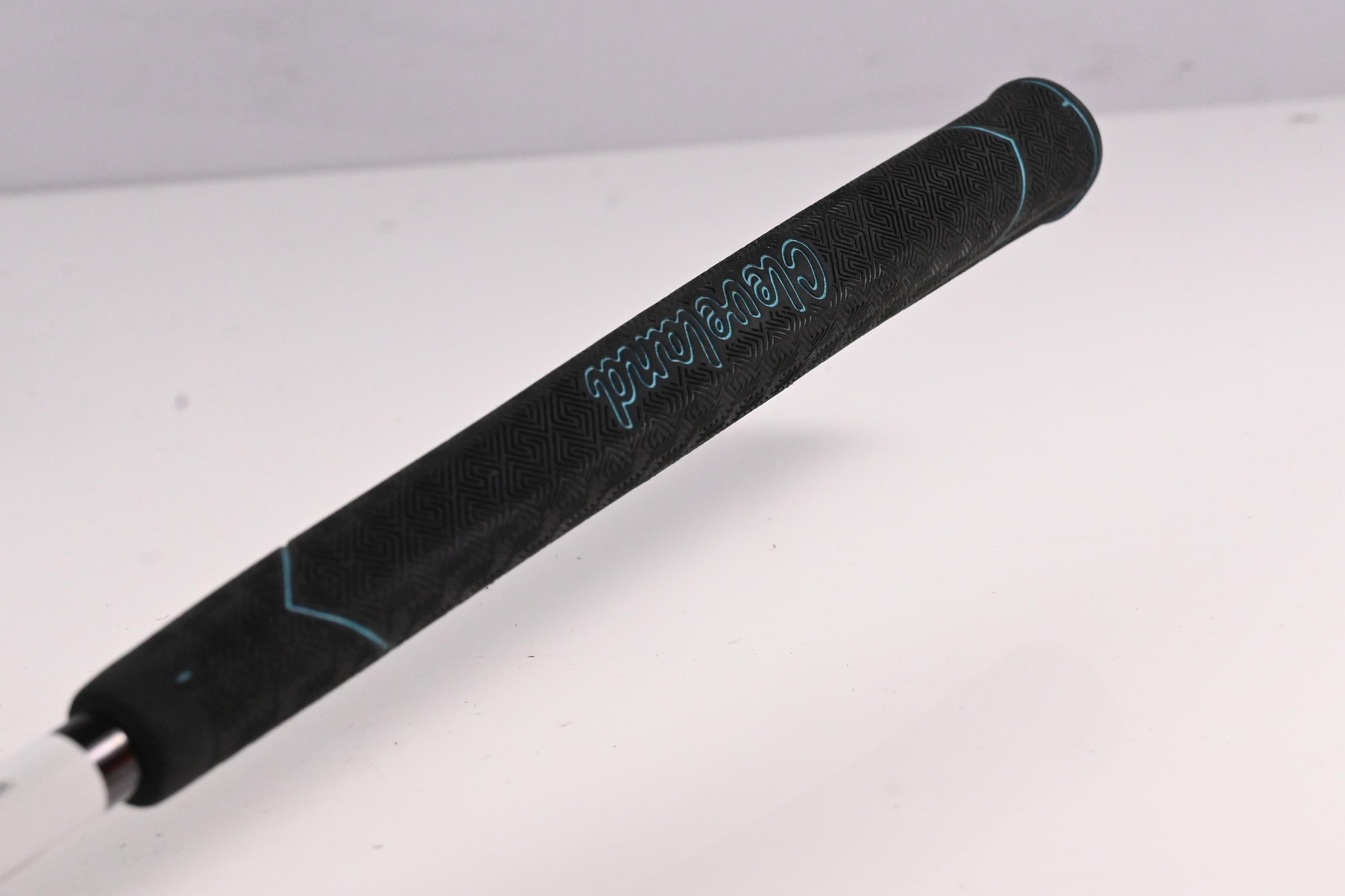 Cleveland Huntington Beach Soft Premier Putter / 33 Inch