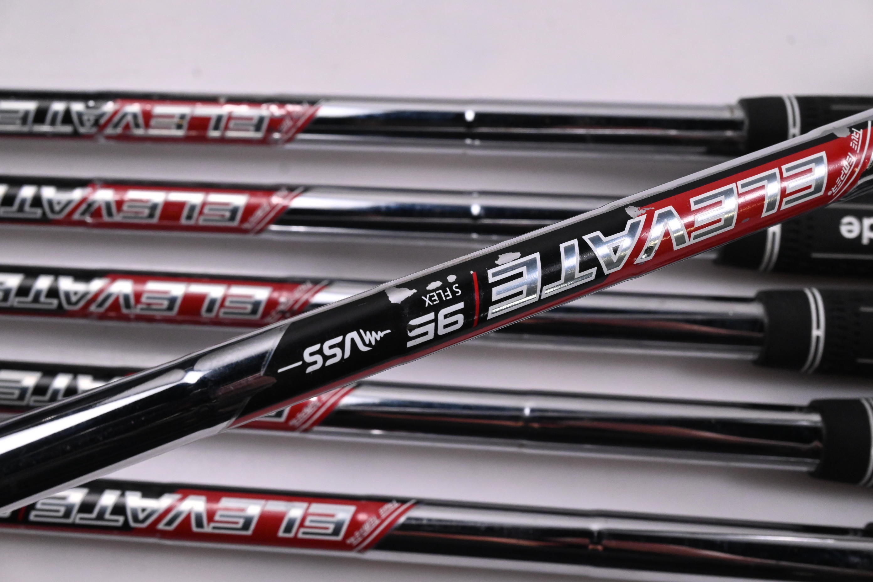 Callaway Mavrik Irons / 6-PW+GW / Stiff Flex Elevate 95 Shafts