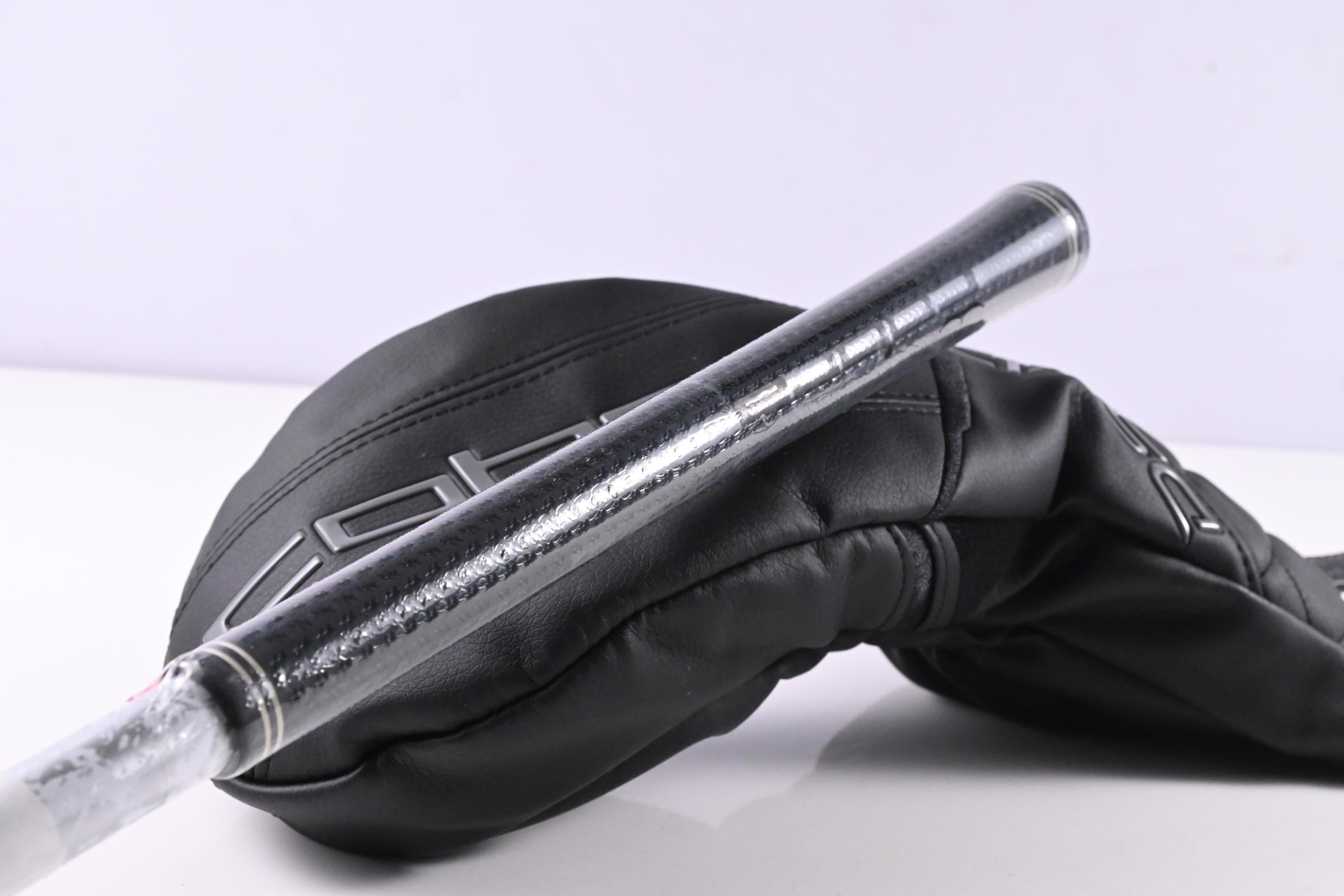 Cobra DS-Adapt LS Driver / 10.5 Degree / X-Flex Denali Black 60 Shaft
