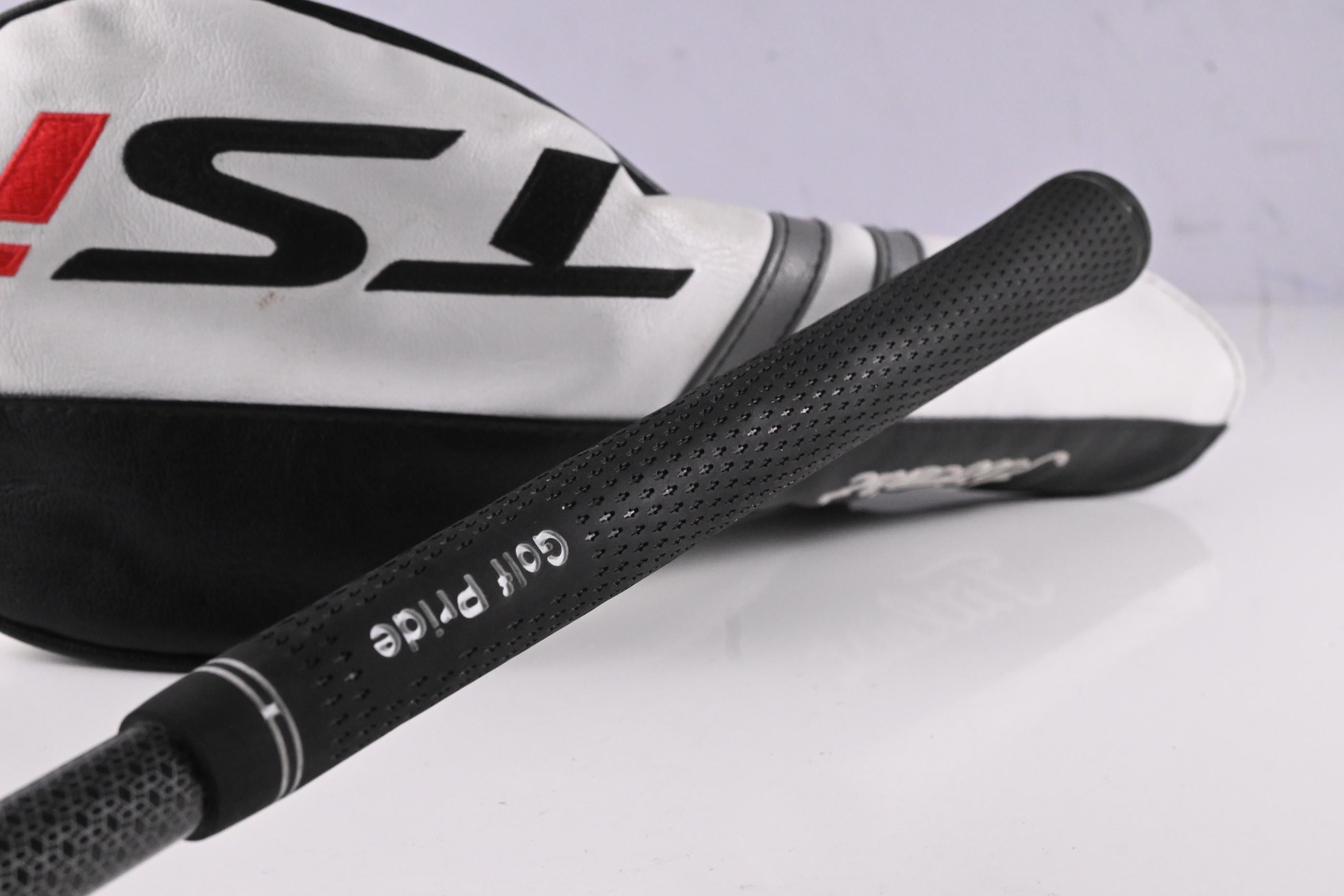 Titleist TSi3 Driver / 9 Degree / Regular Flex Diamana S+ Blue 60 Shaft