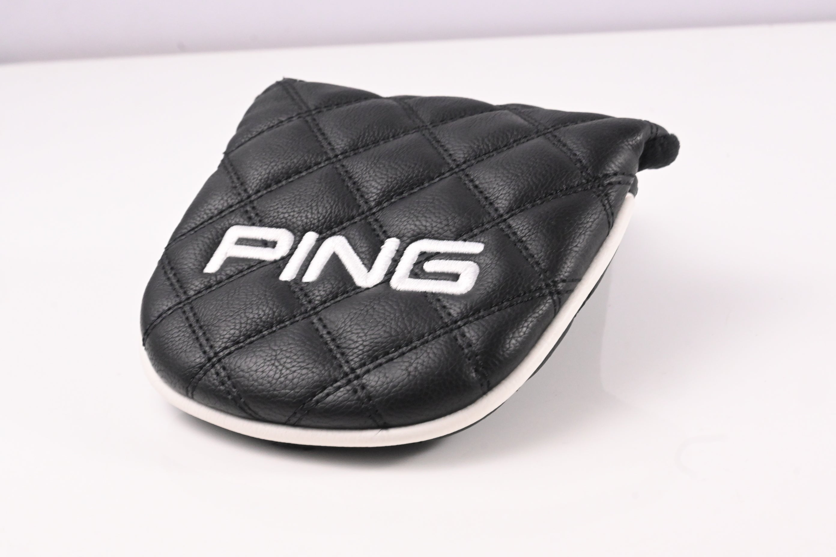 Ping 2023 Tyne G Putter / Black Dot / 34 Inch
