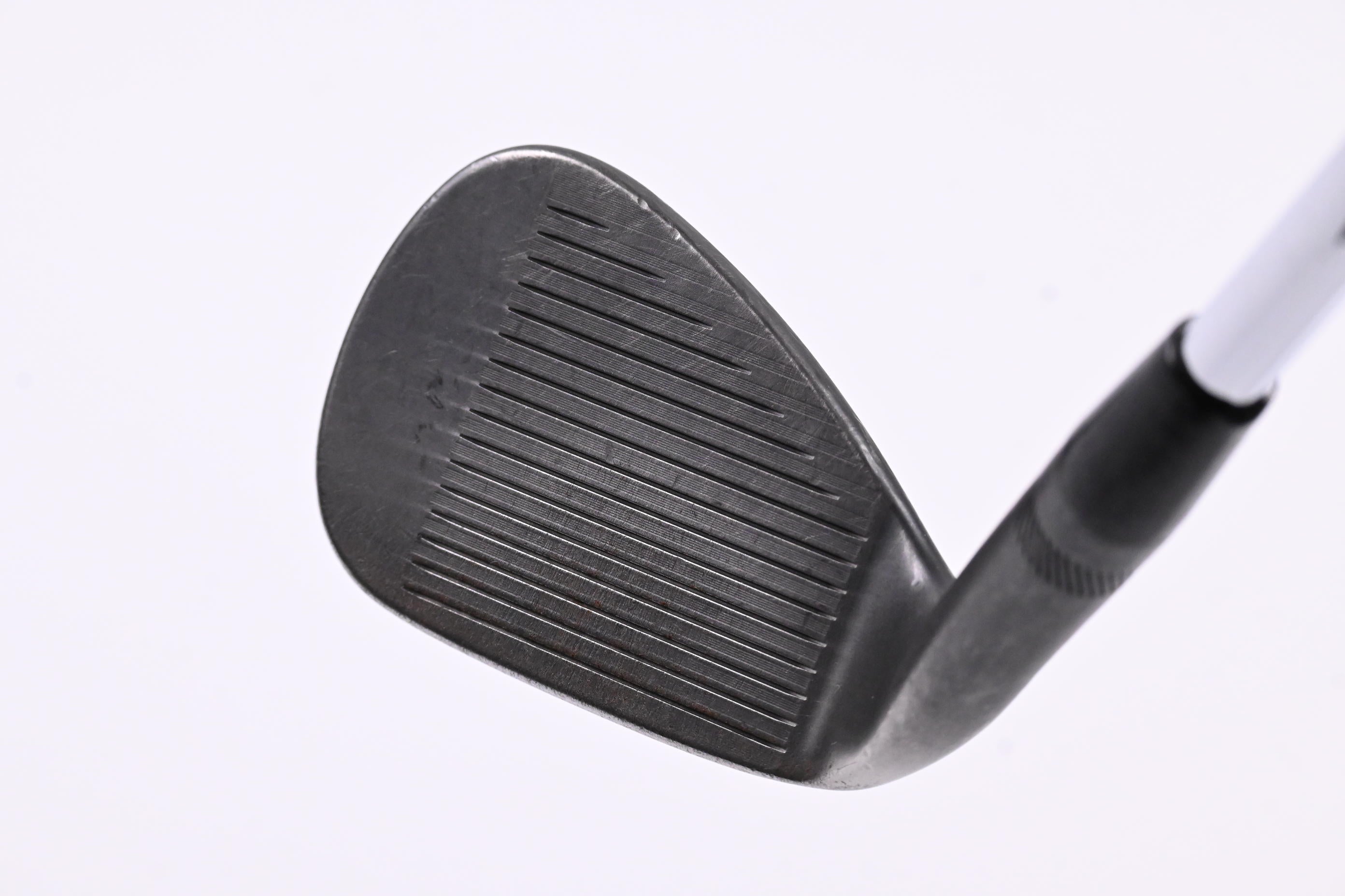 Titleist Vokey SM10 Pitching Wedge / 46 Degree / X-Flex N.S.Pro Modus3 Tour120