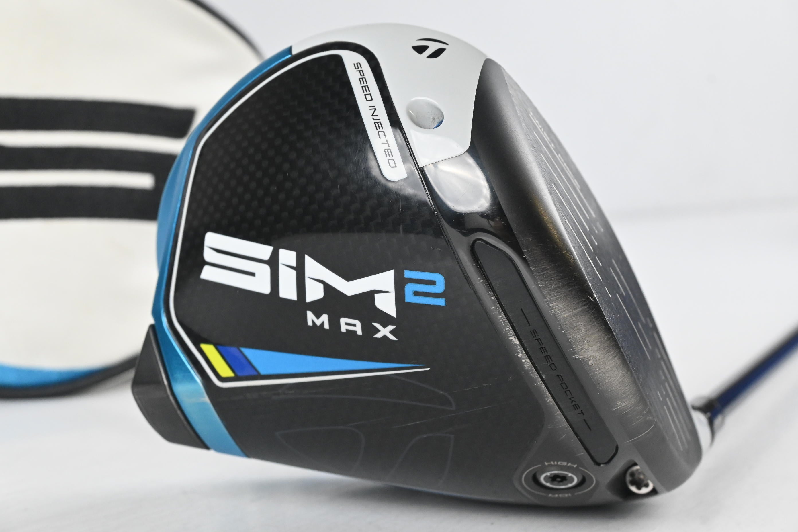 Taylormade SIM2 Max Driver / 10.5 Degree / Stiff Flex Fujikura