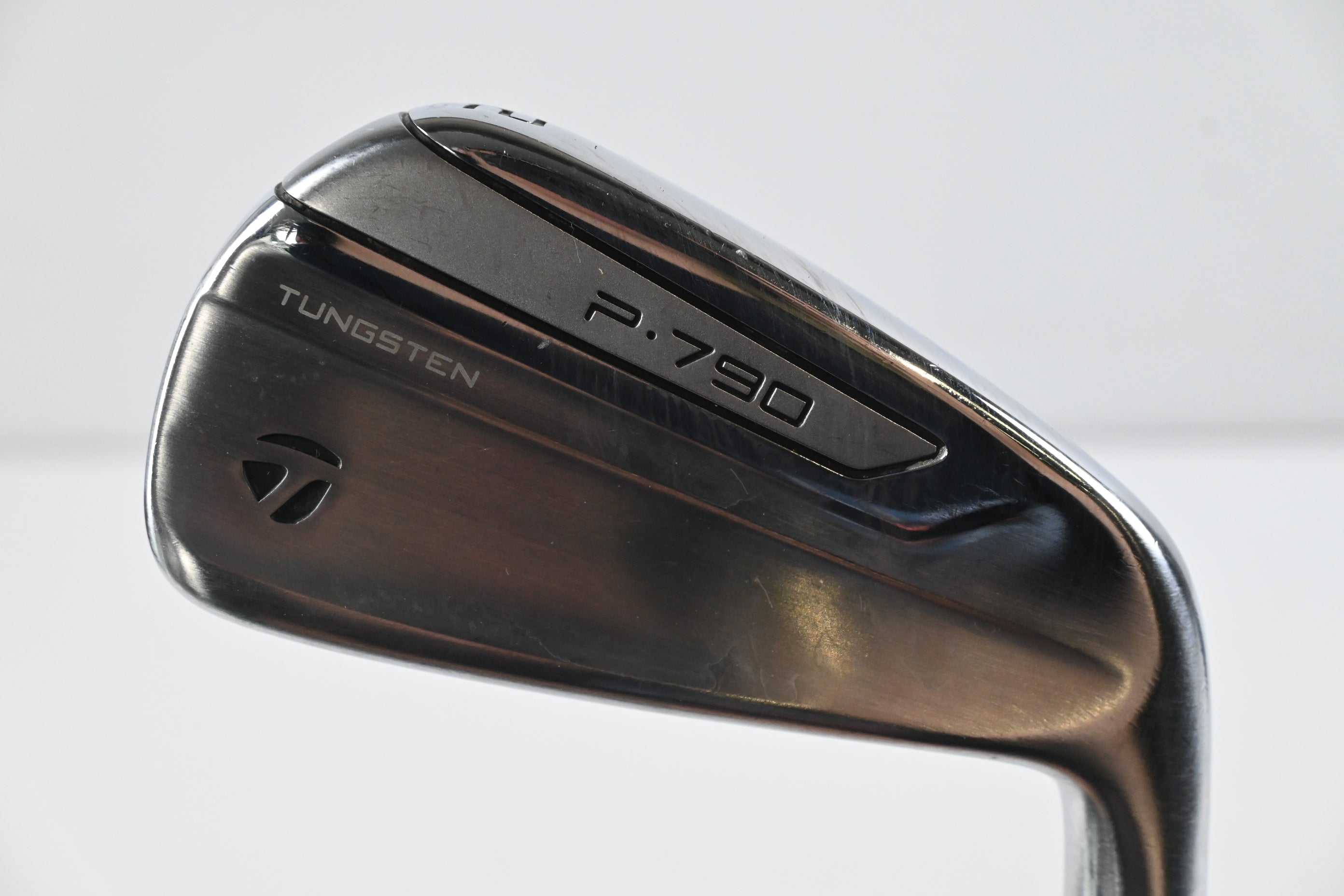 Callaway Apex 21 #2 Iron / 17 Degree / Stiff Flex HZRDUS Smoke Black 90 Shaft