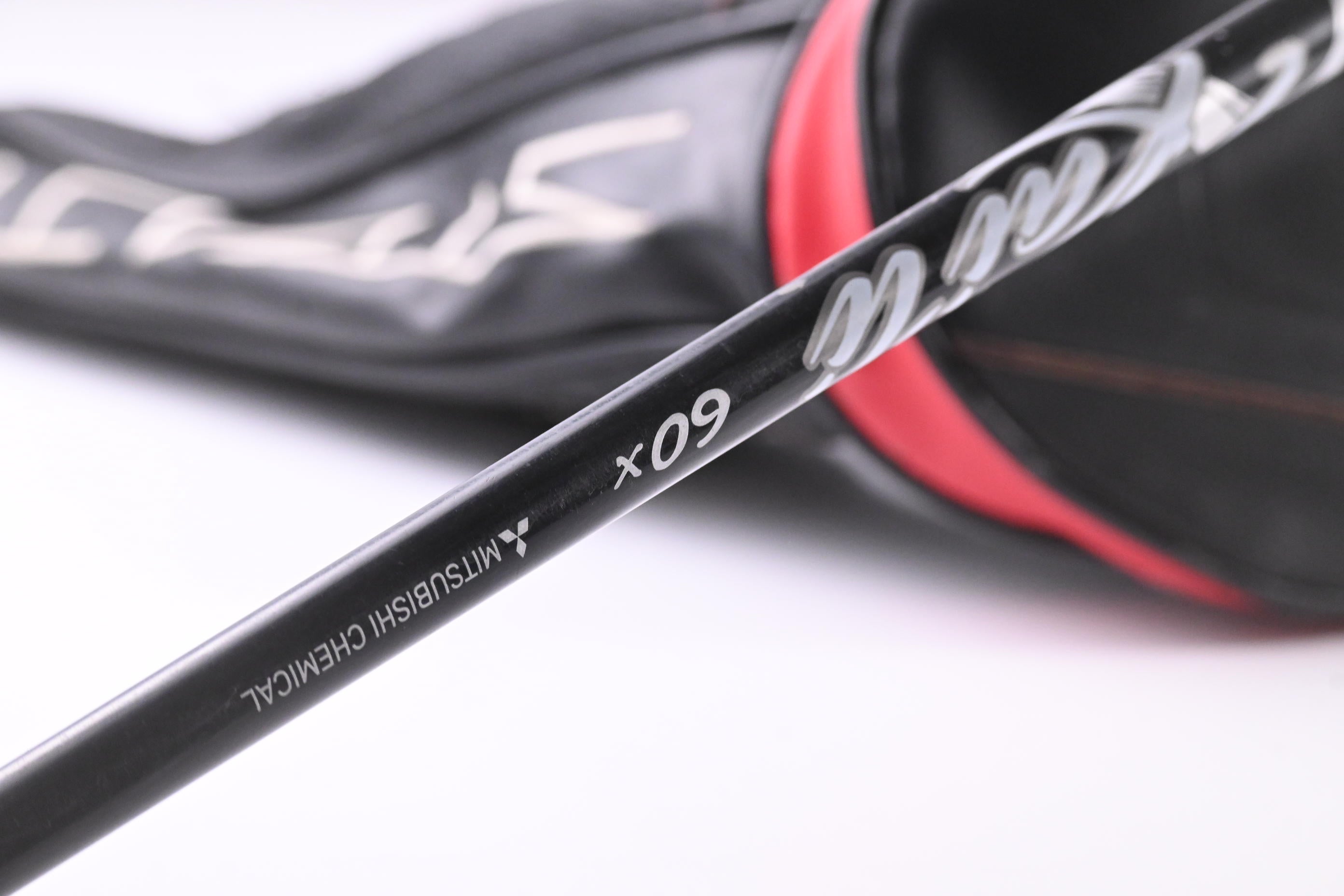 Taylormade Stealth Plus Driver / 8 Degree / X-Flex Kai'li White 60 Shaft
