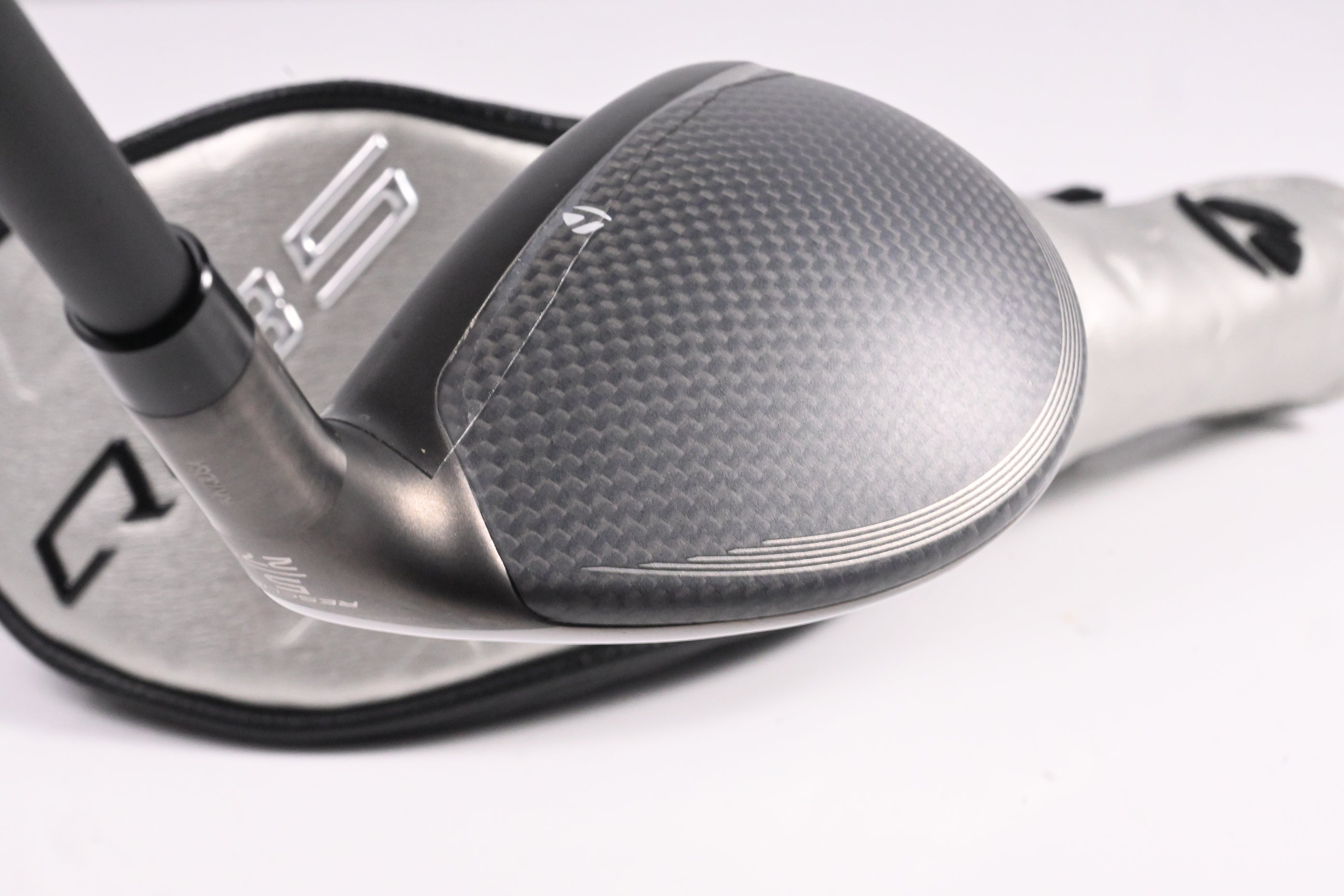 Taylormade Qi35 Max Lite #5 Hybrid / 27 Degree / Senior Flex Vanquish 5 Shaft