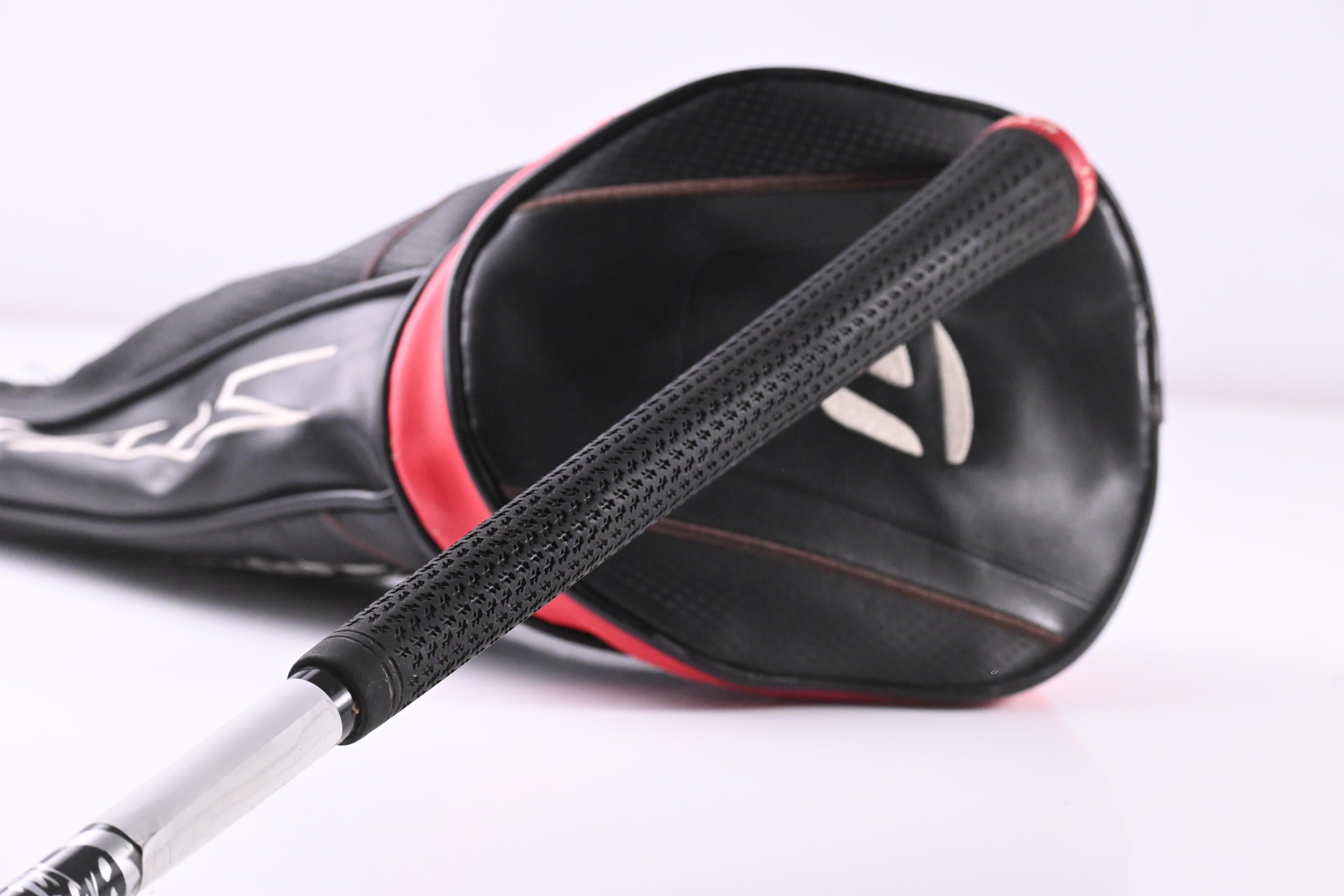 Taylormade Stealth Plus Driver / 8 Degree / X-Flex Kai'li White 60 Shaft