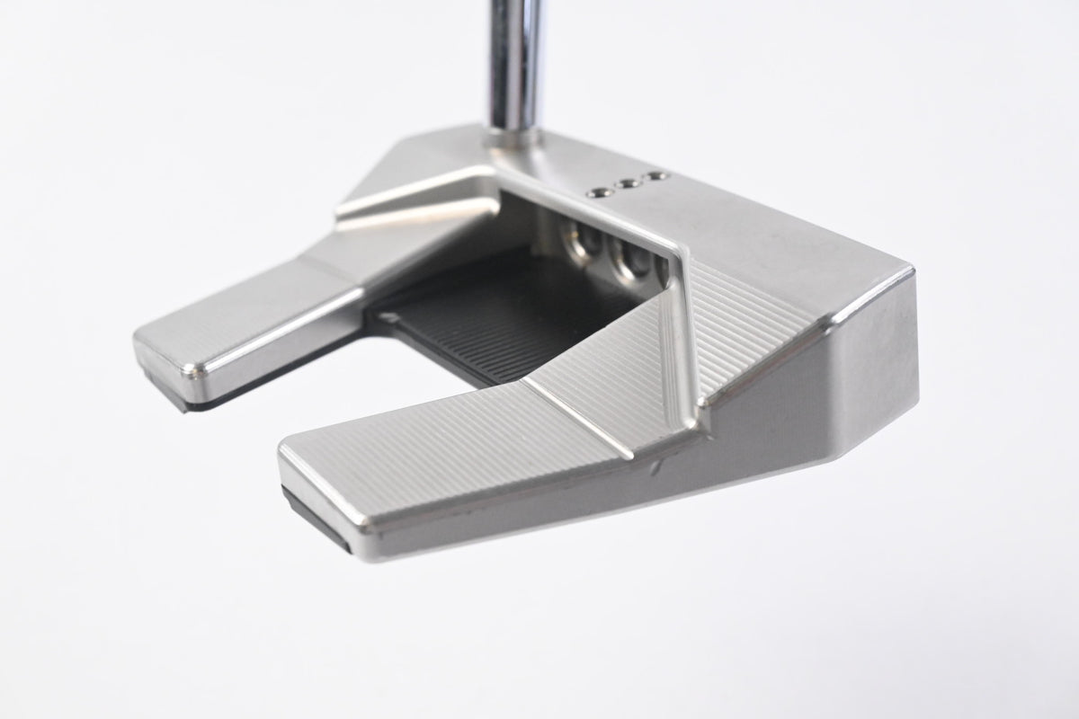 Scotty Cameron 2024 Phantom 5 Putter / 33 Inch