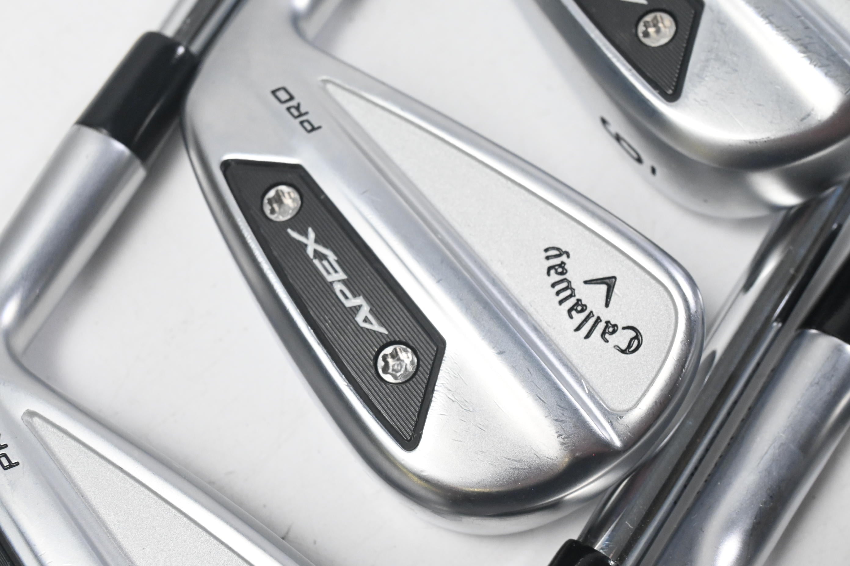 Callaway Apex Pro 24 Irons / 4-PW / Stiff Flex Dynamic Gold Mid 115 S300 Shafts