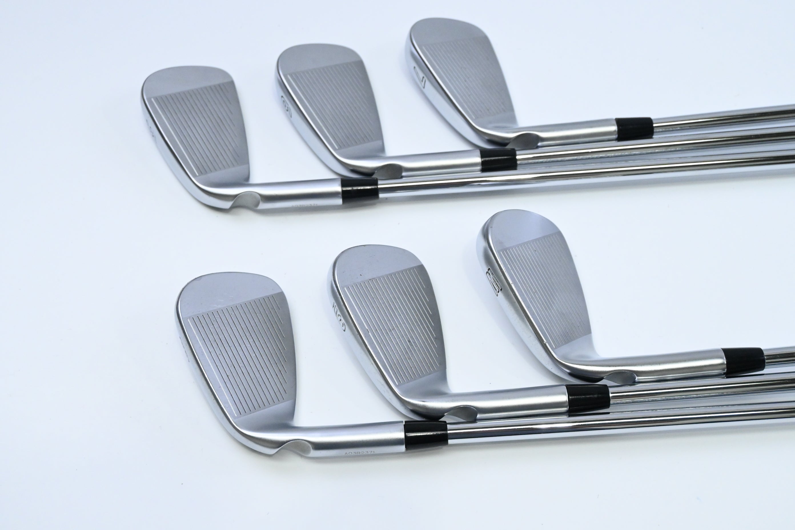 Ping i525 Irons / 5-PW / White Dot / Stiff Flex Ping AWT 2.0 Shafts