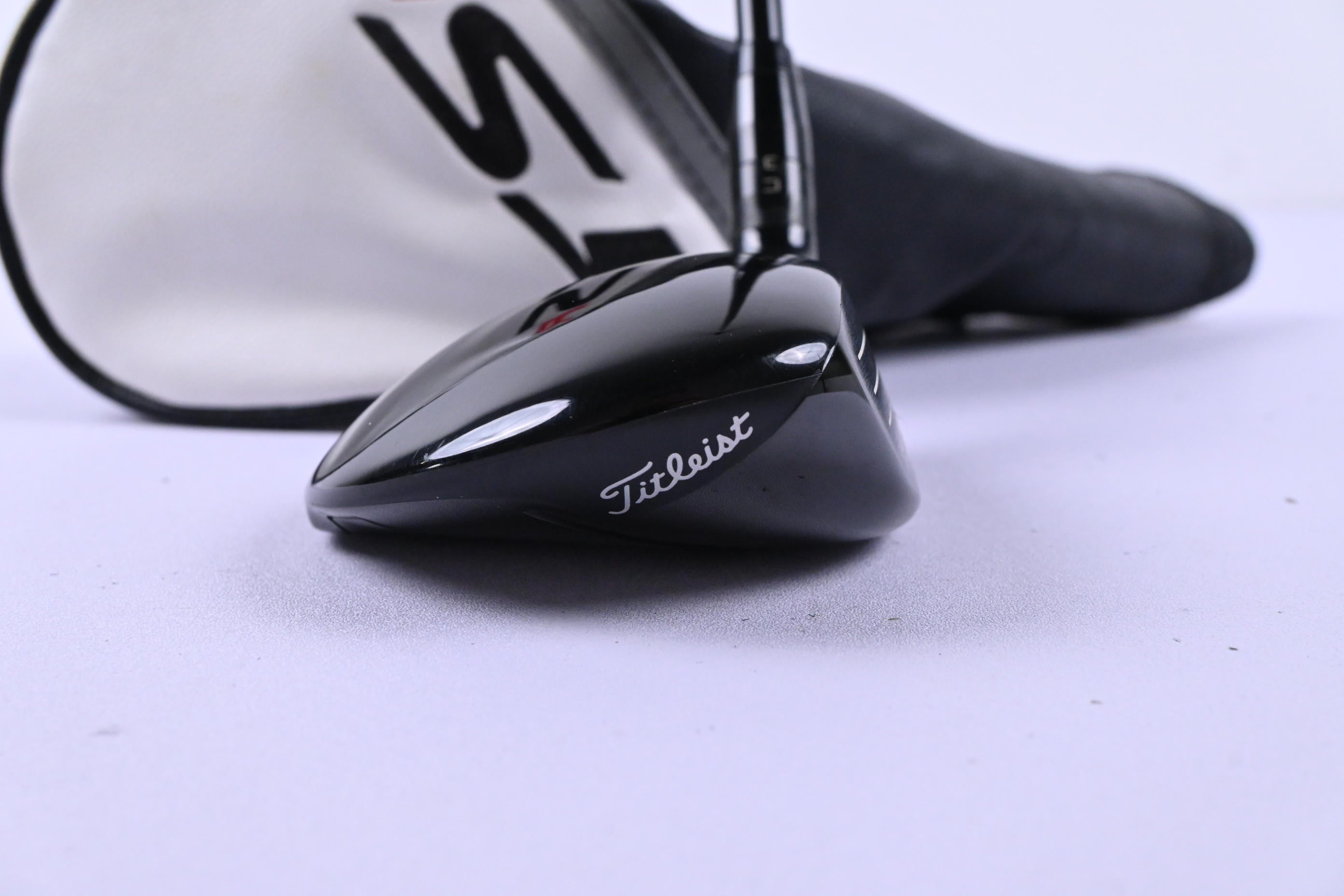 Titleist TSR2 #5 Wood / 18 Degree / Regular Flex Tensei AV Blue 65 Shaft
