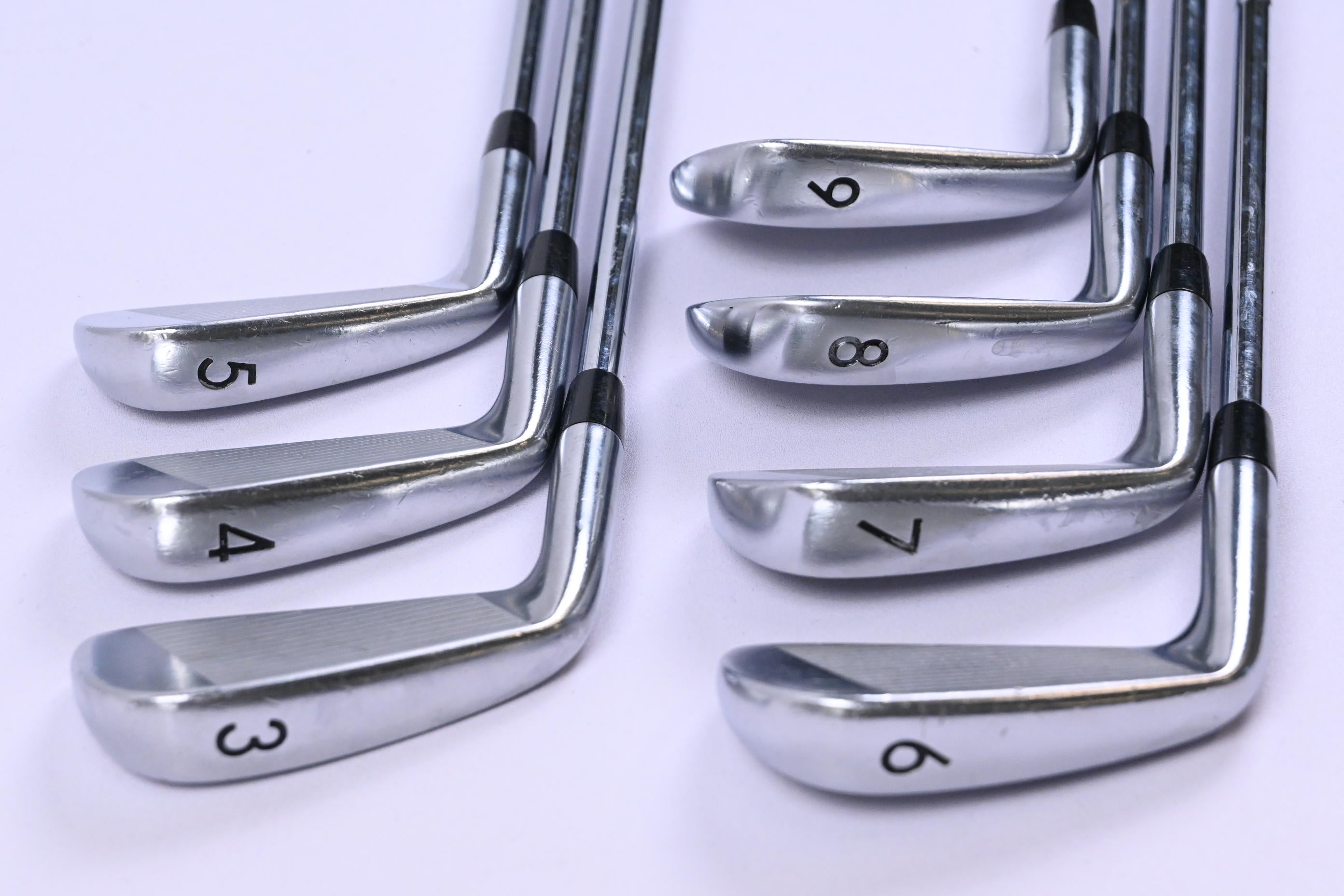 Maxfli Revolution Black Dot Irons / 3-9 Iron / Regular Flex Dynamic Gold R300U