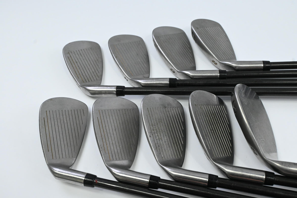Yonex V-Mass 250 Irons / 3-PW+SW / Regular Flex Yonex HGS 3000 Shafts