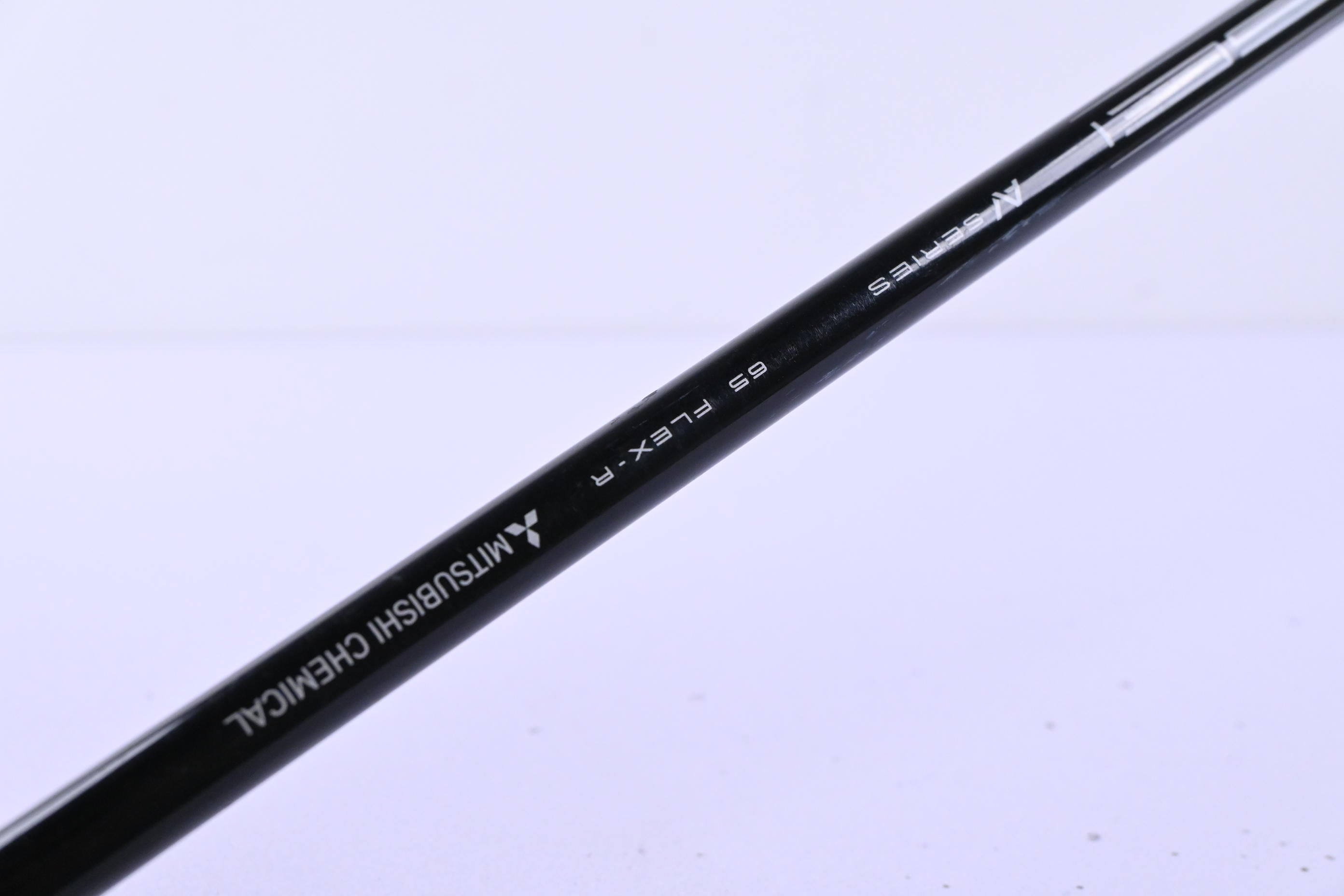 Titleist TSR2 #5 Wood / 18 Degree / Regular Flex Tensei AV Blue 65 Shaft
