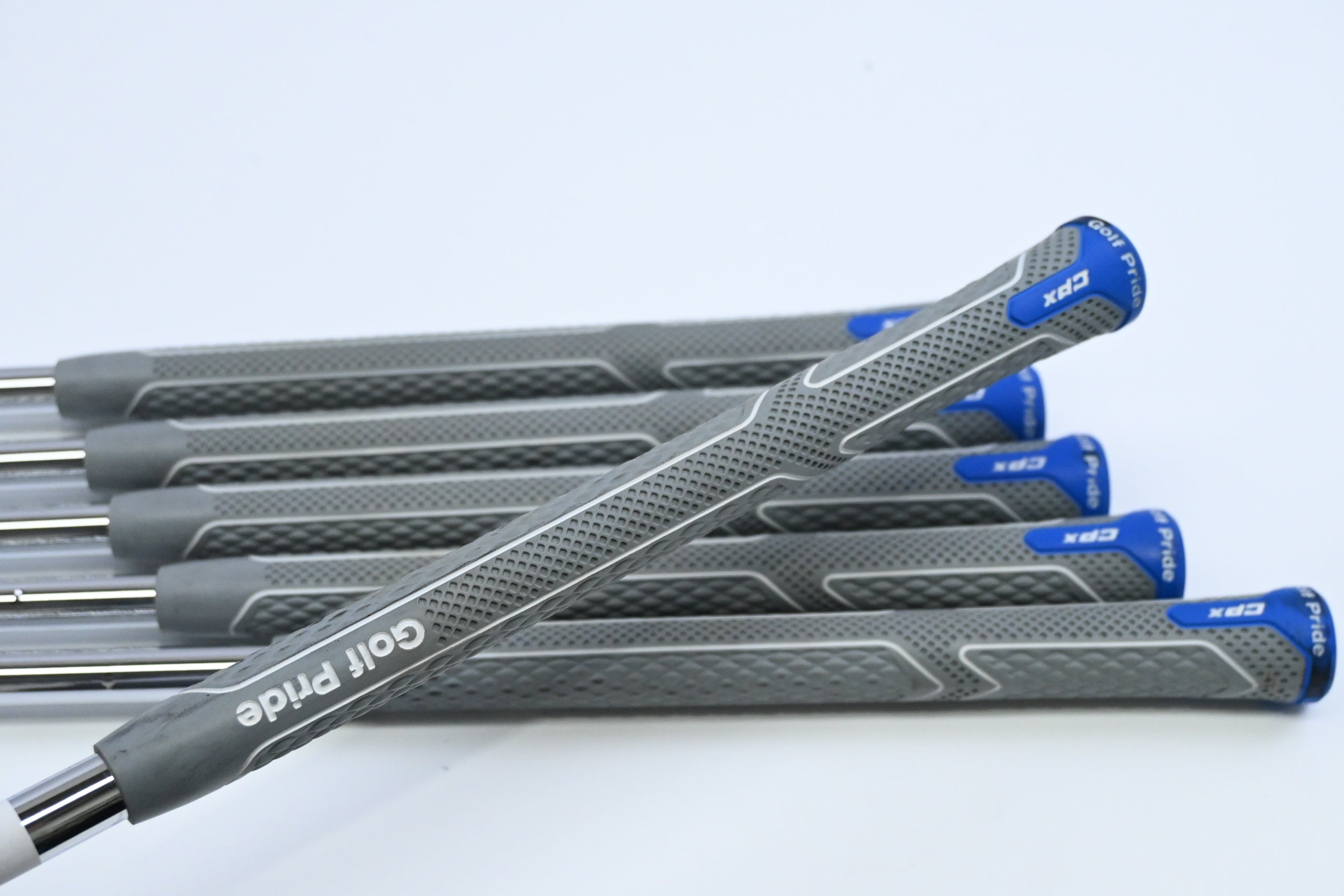 Ping i525 Irons / 5-PW / White Dot / Stiff Flex Ping AWT 2.0 Shafts