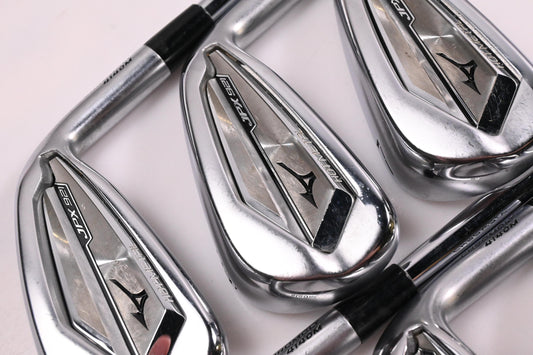 Mizuno JPX 921 Forged Irons / 5-PW / Regular Flex NS Pro Modus 3 Tour 105 Shafts