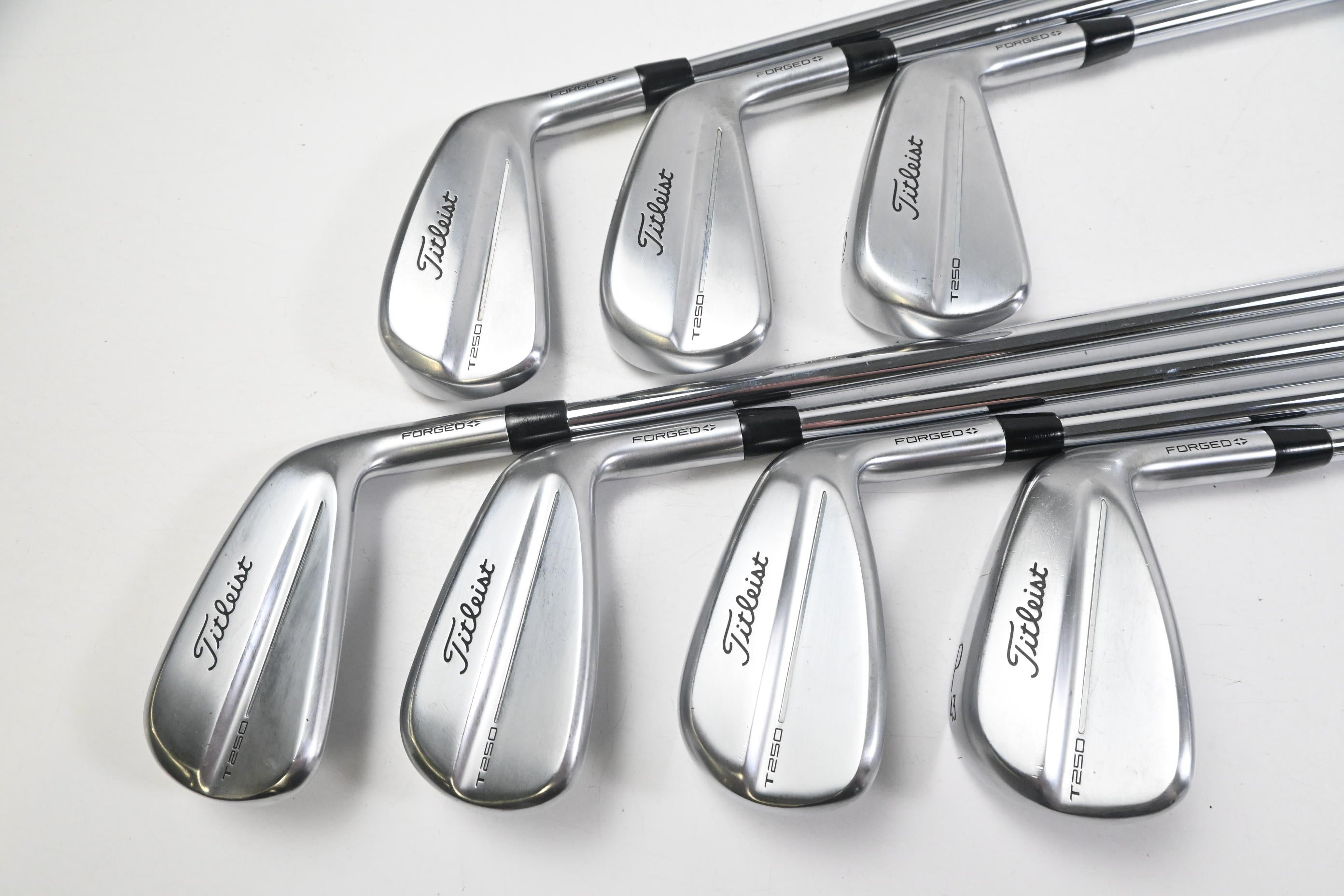 Titleist T250 2025 Irons / 4-PW / X-Flex Project X Rifle Shafts