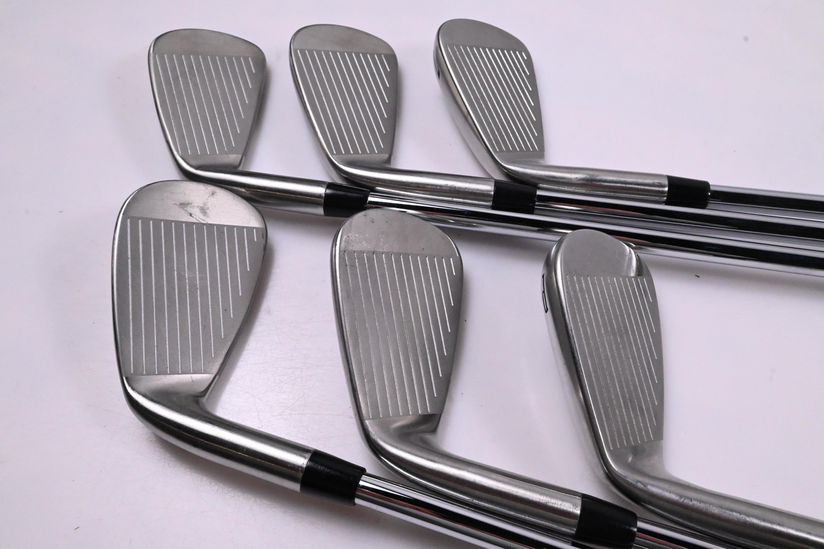 Lynx Prowler VT Irons / 5-PW / Regular Flex Lynx Virage V-Tech Shafts