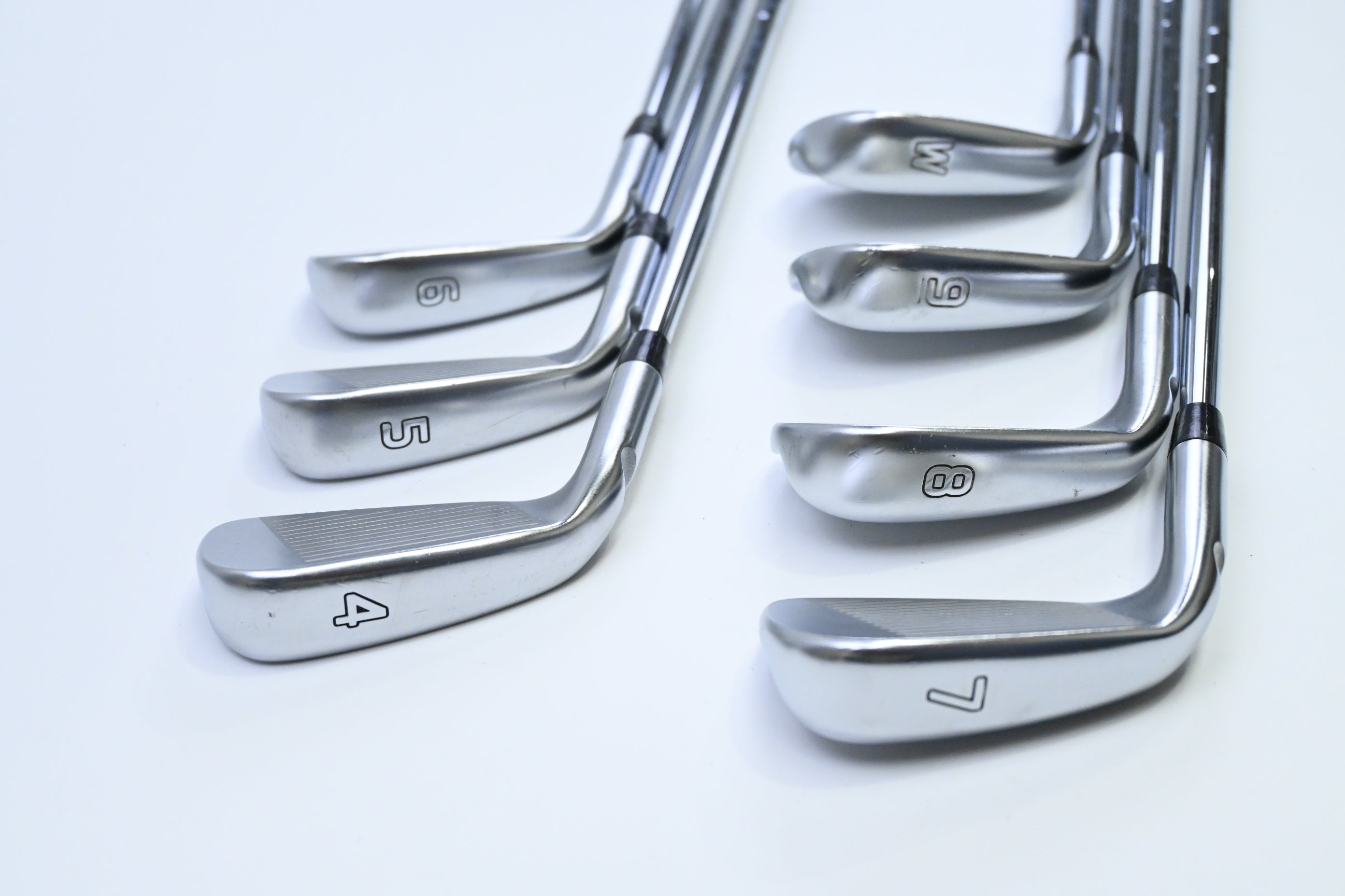 Ping i210 Irons / 4-PW / Black Dot / Stiff Flex Dynamic Gold 105 S300 Shafts