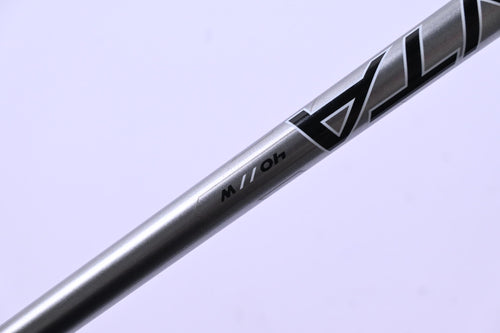 Ladies Wilson D9 #6 Hybrid / 28.5 Degree / Ladies Flex Aldila Quaranta 40 Shaft