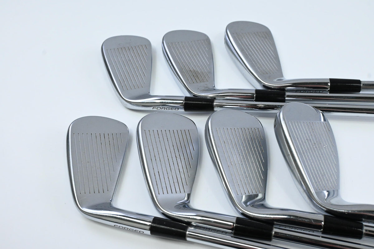 Kirkland Signature Irons / 4-PW / Stiff Flex Elevate 115 Shafts