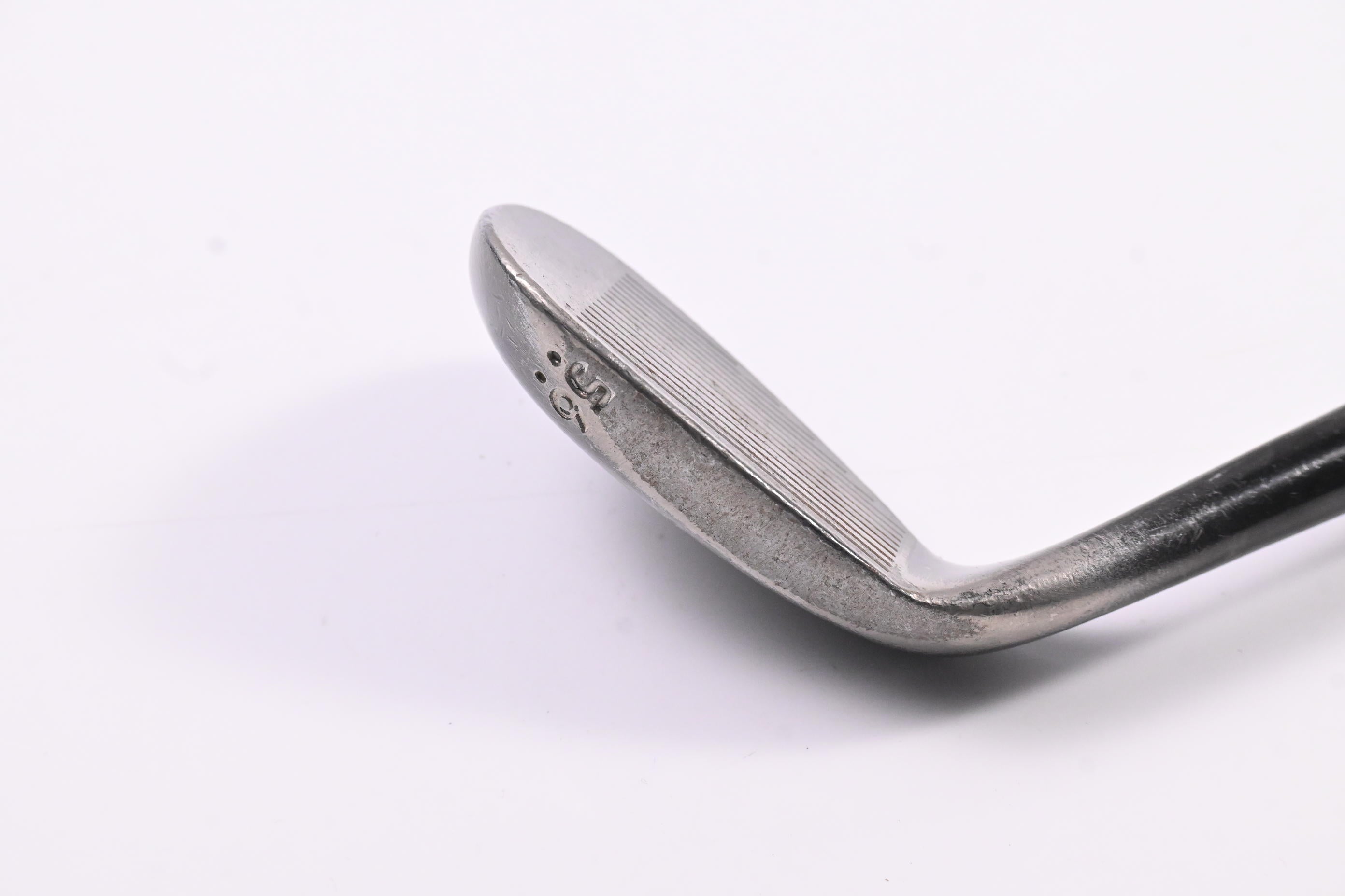 Cleveland 588 RTX 2.0 Sand Wedge / 56 Degree / Wedge Flex Dynamic Gold Shaft