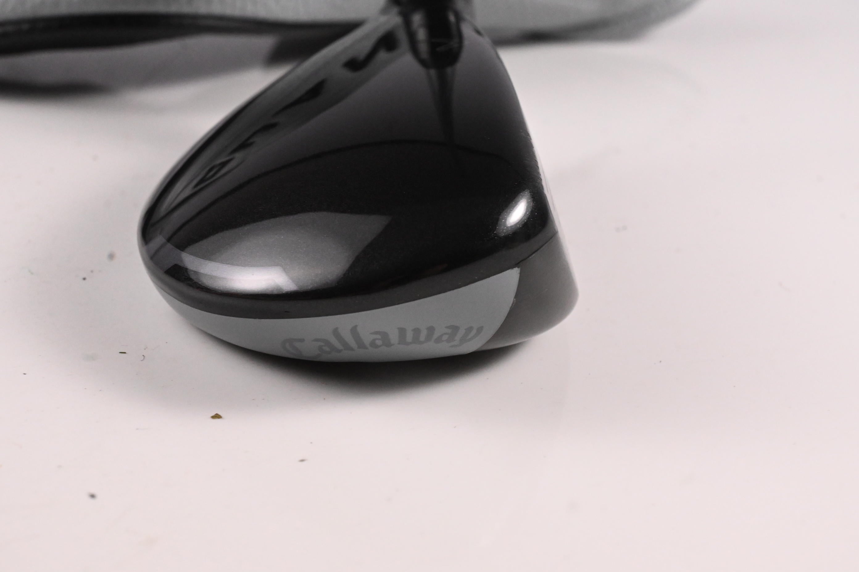 Callaway Quantum Max OS #4 Hybrid / 20 Degree / Regular Flex Denali Silver 60