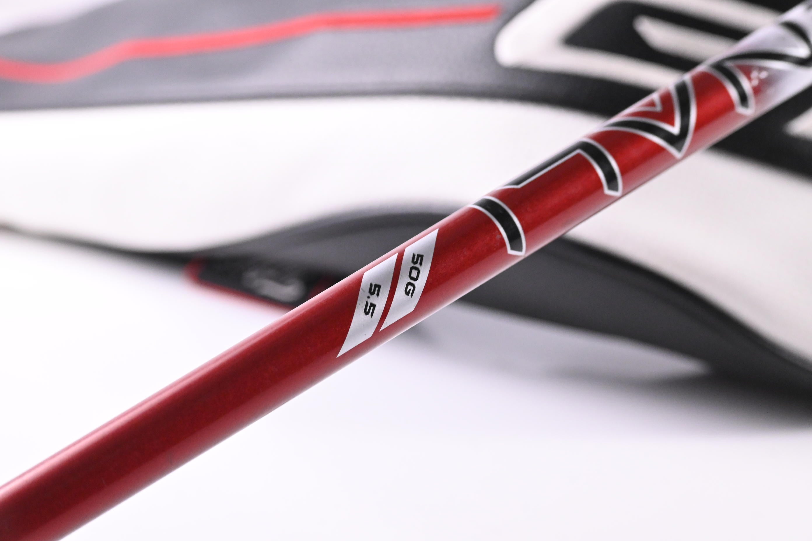 Titleist GT2 Driver / 10 Degree / Regular Flex Denali Red 50 Shaft