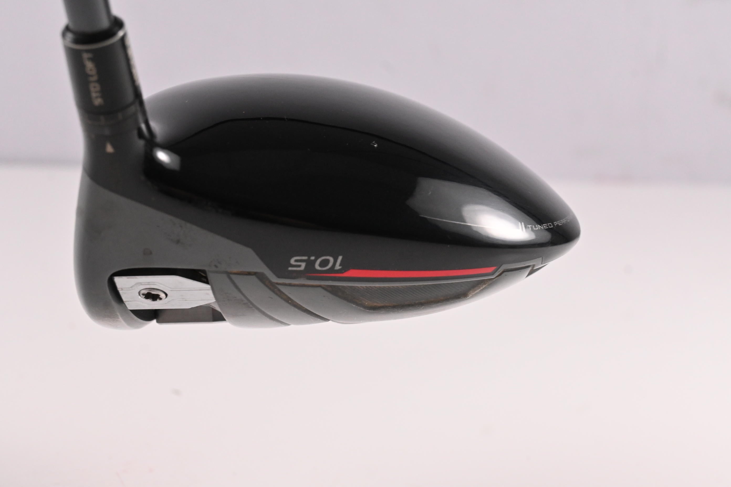 Taylormade R15 Driver / 10.5 Degree / Regular Flex Speeder 57 Shaft