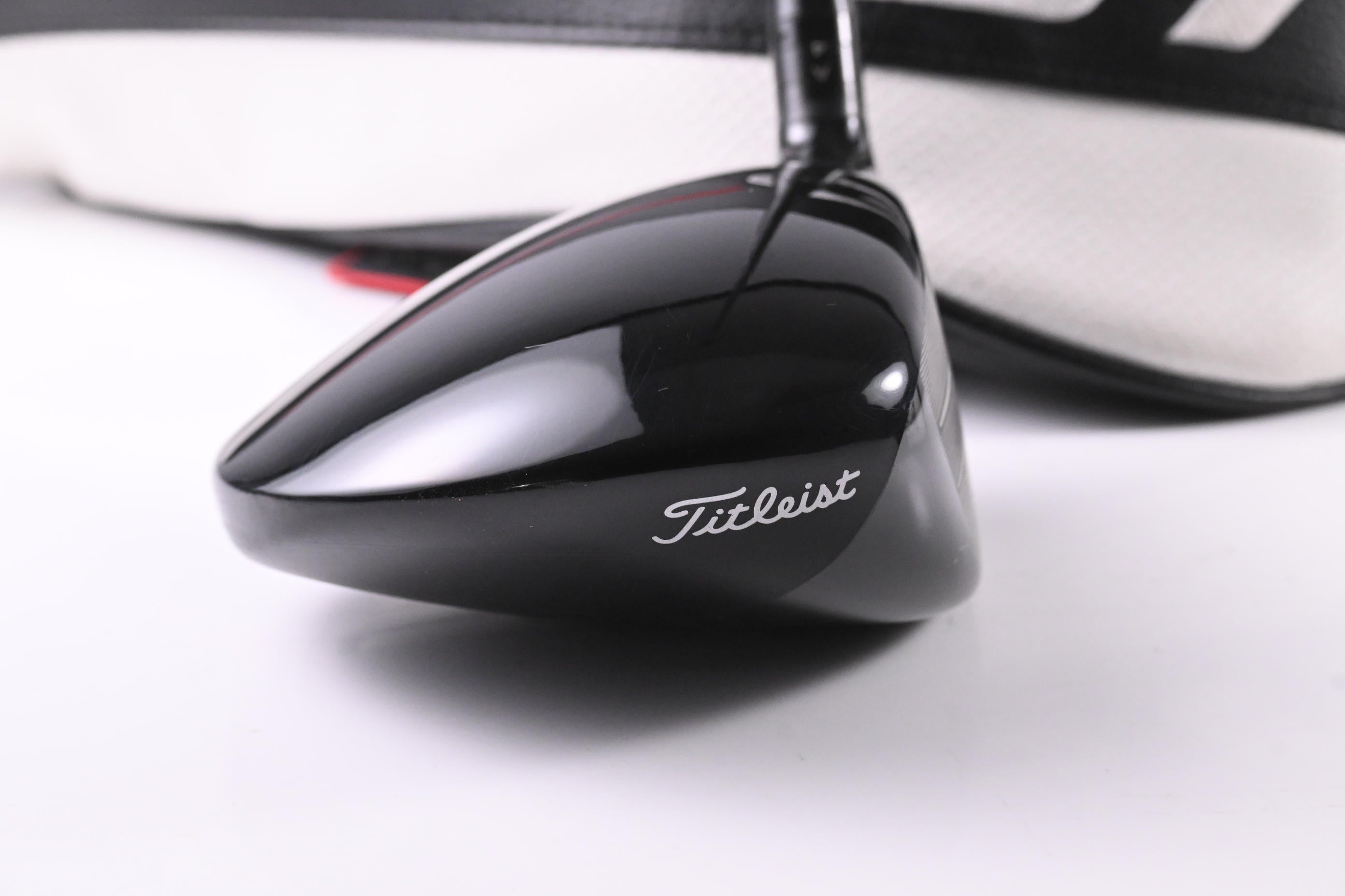 Titleist GT3 Driver / 8 Degree / Stiff Flex Tour AD IZ-6 Shaft